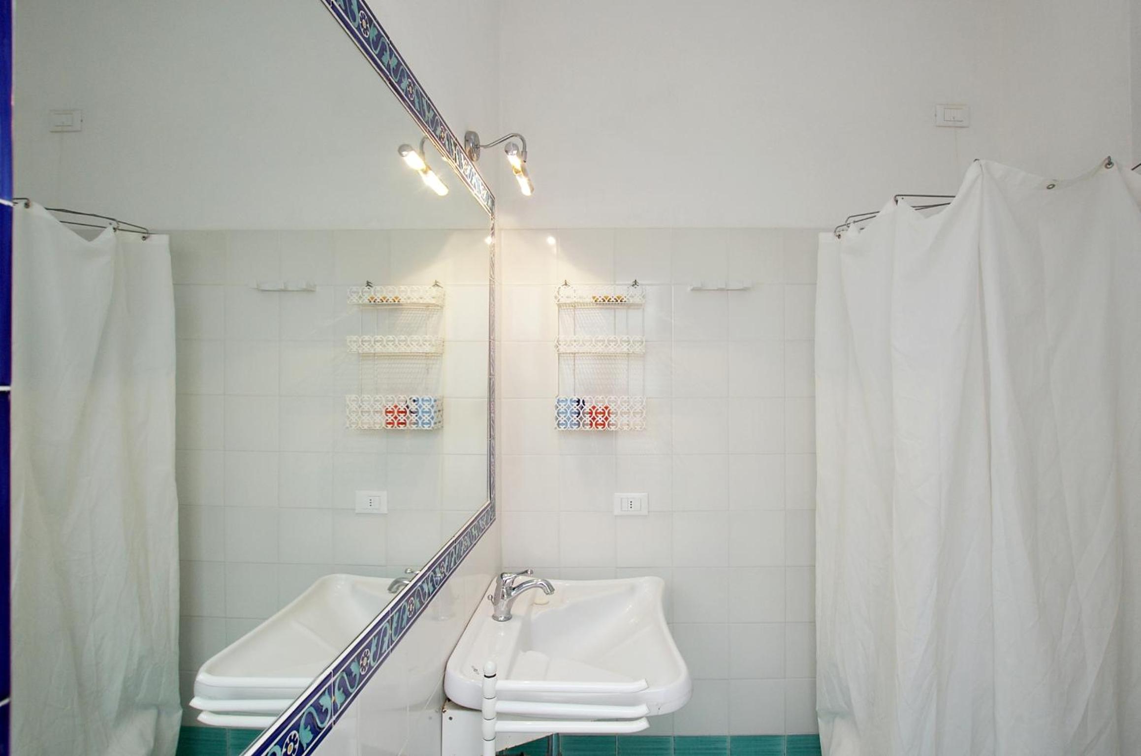 One-Bedroom Apartment - Photo 26