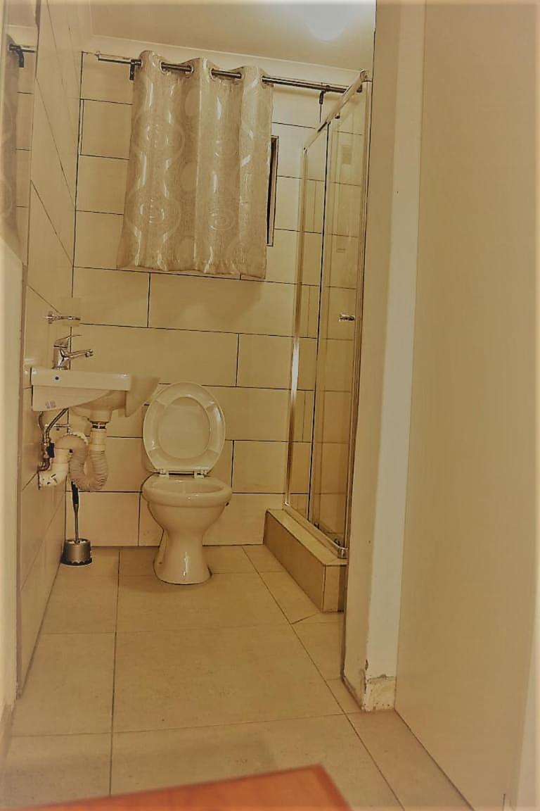 Double Room - Photo 10