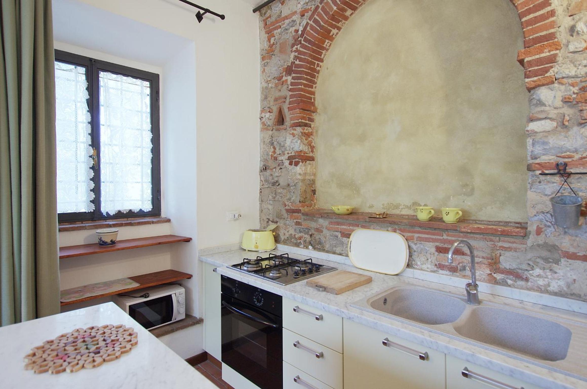 One-Bedroom Apartment - Photo 21