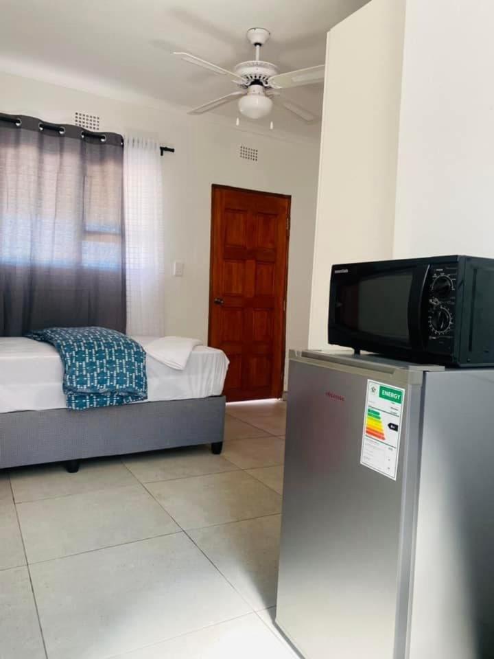Double Room - Photo 2
