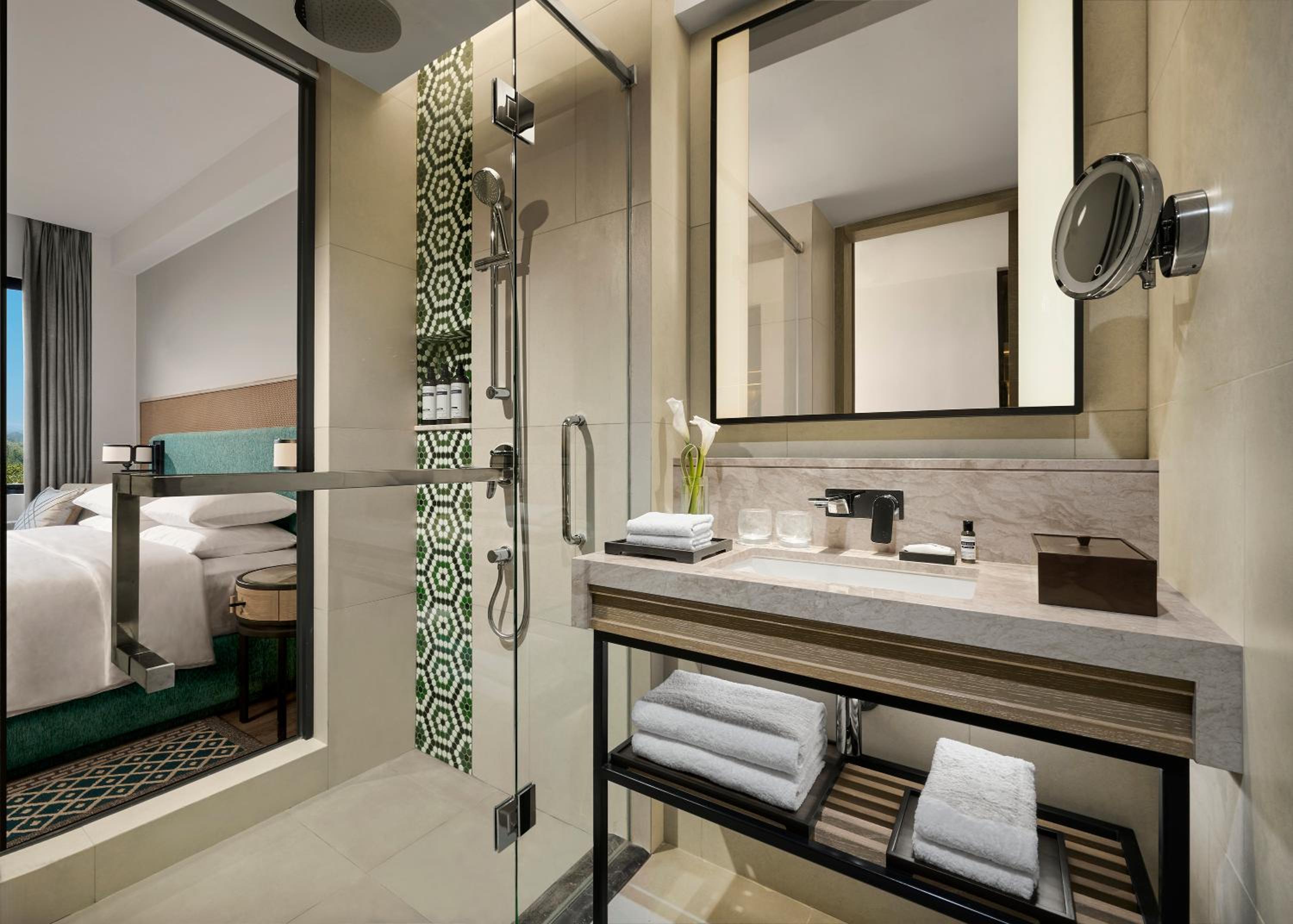 Premier Twin Room with Golf View photo 3