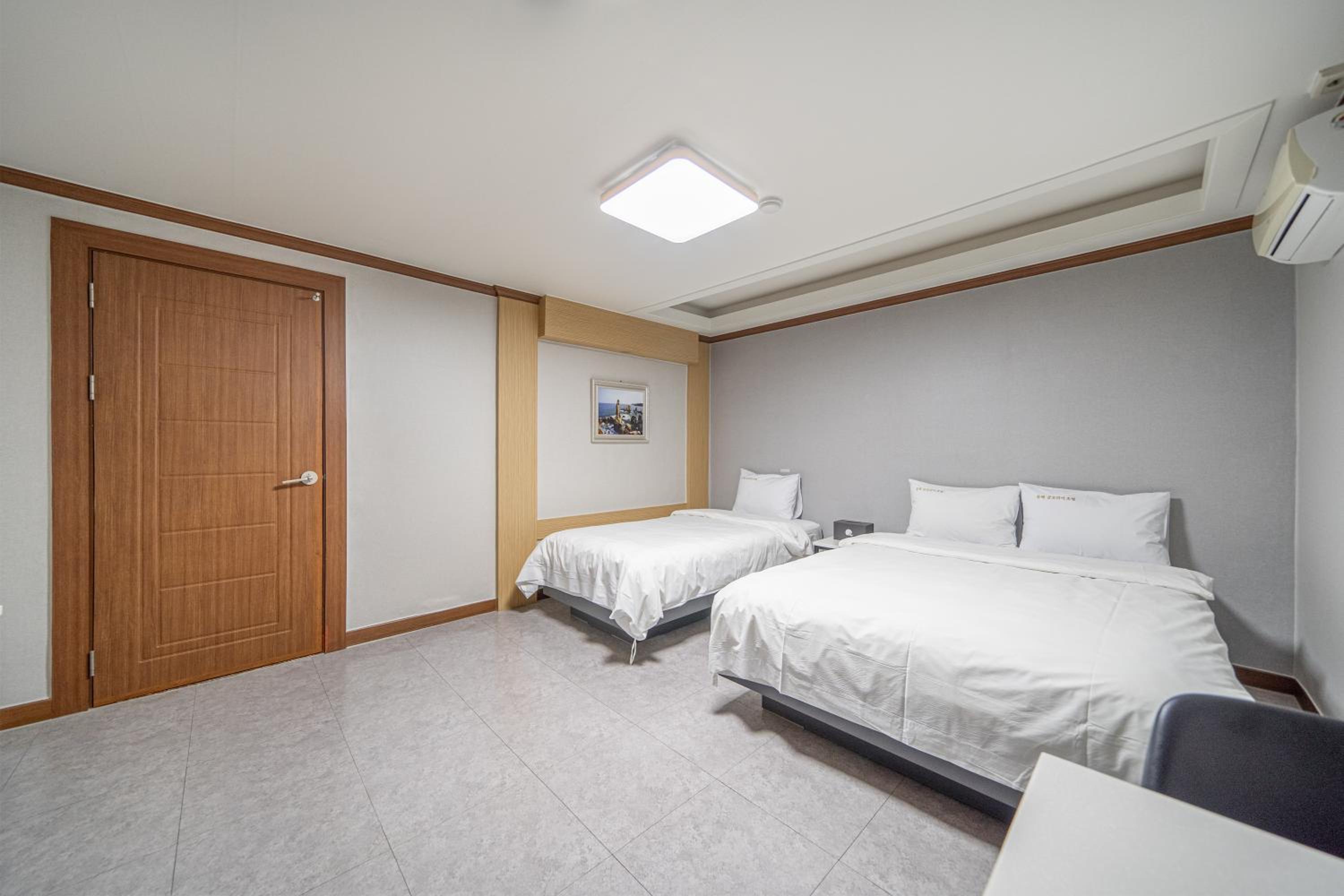 Deluxe Twin Room - Photo 5