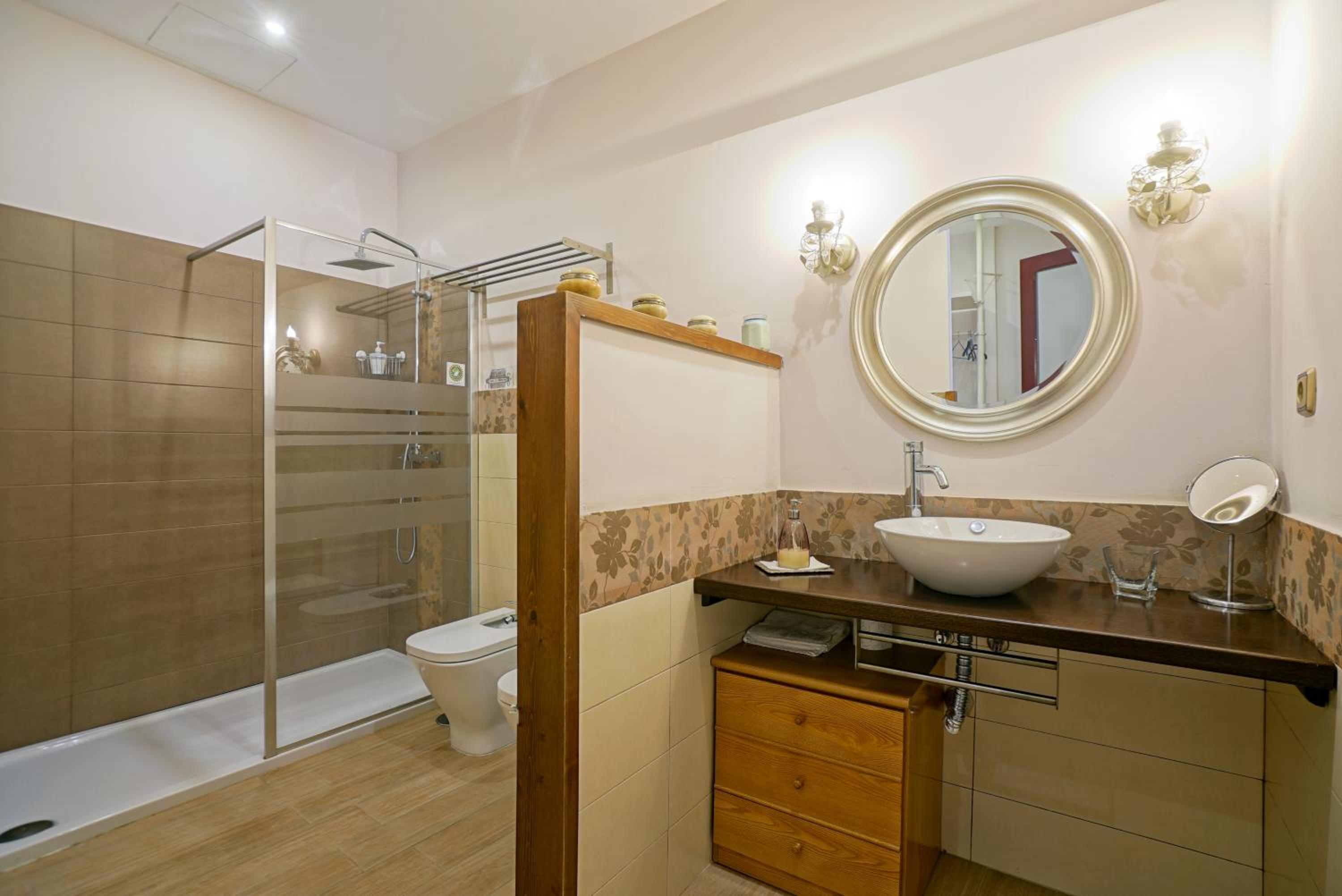 Three-Bedroom Apartment (6 adults + 2 children) photo 3