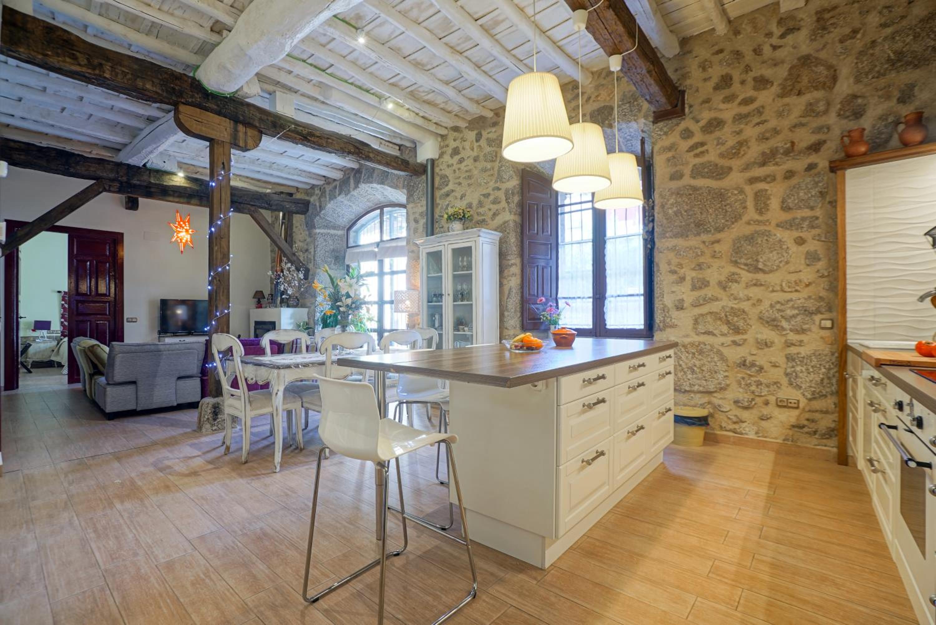 Three-Bedroom Apartment (6 adults + 2 children) photo 2