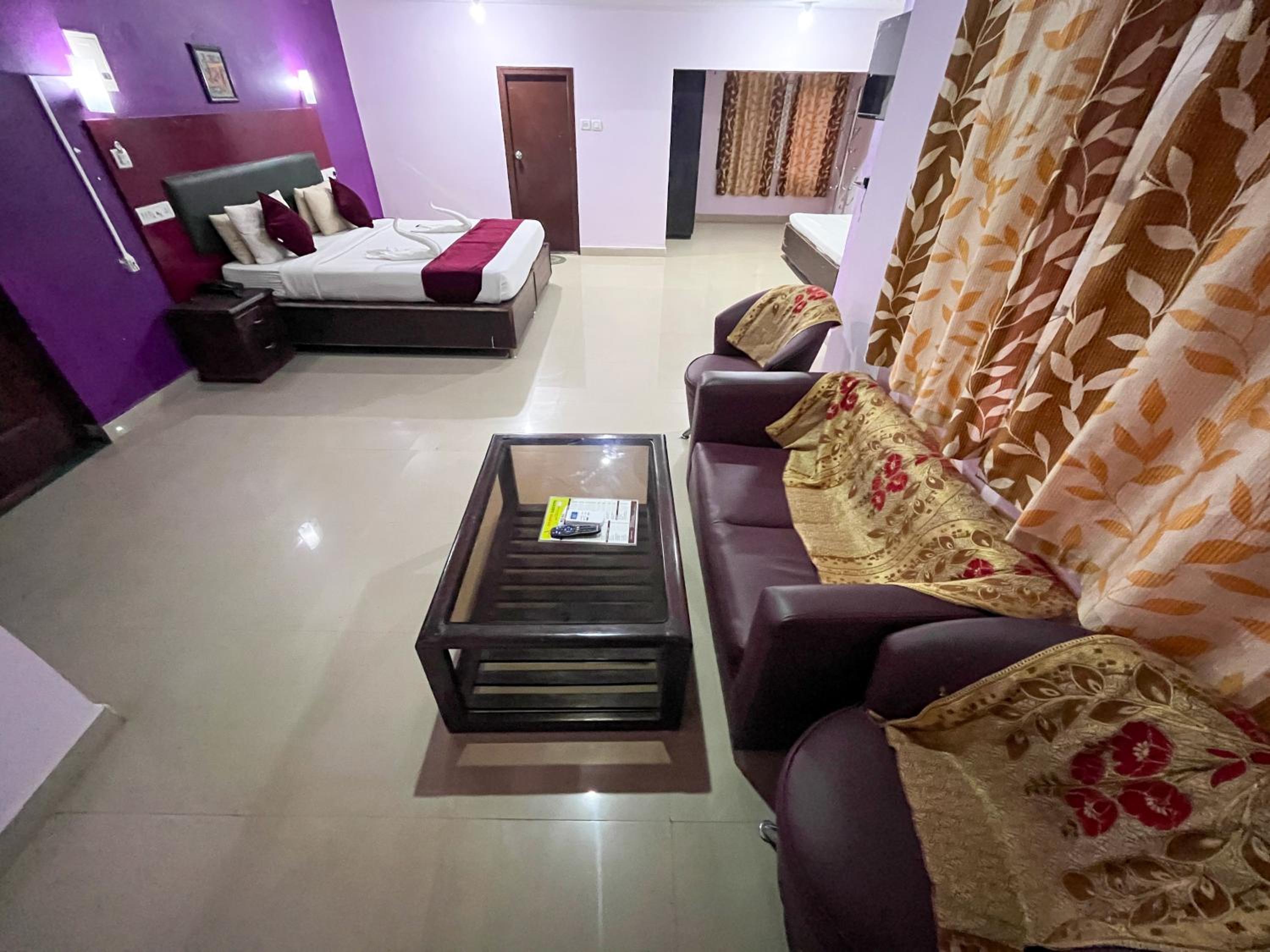 Deluxe Double Room photo 2