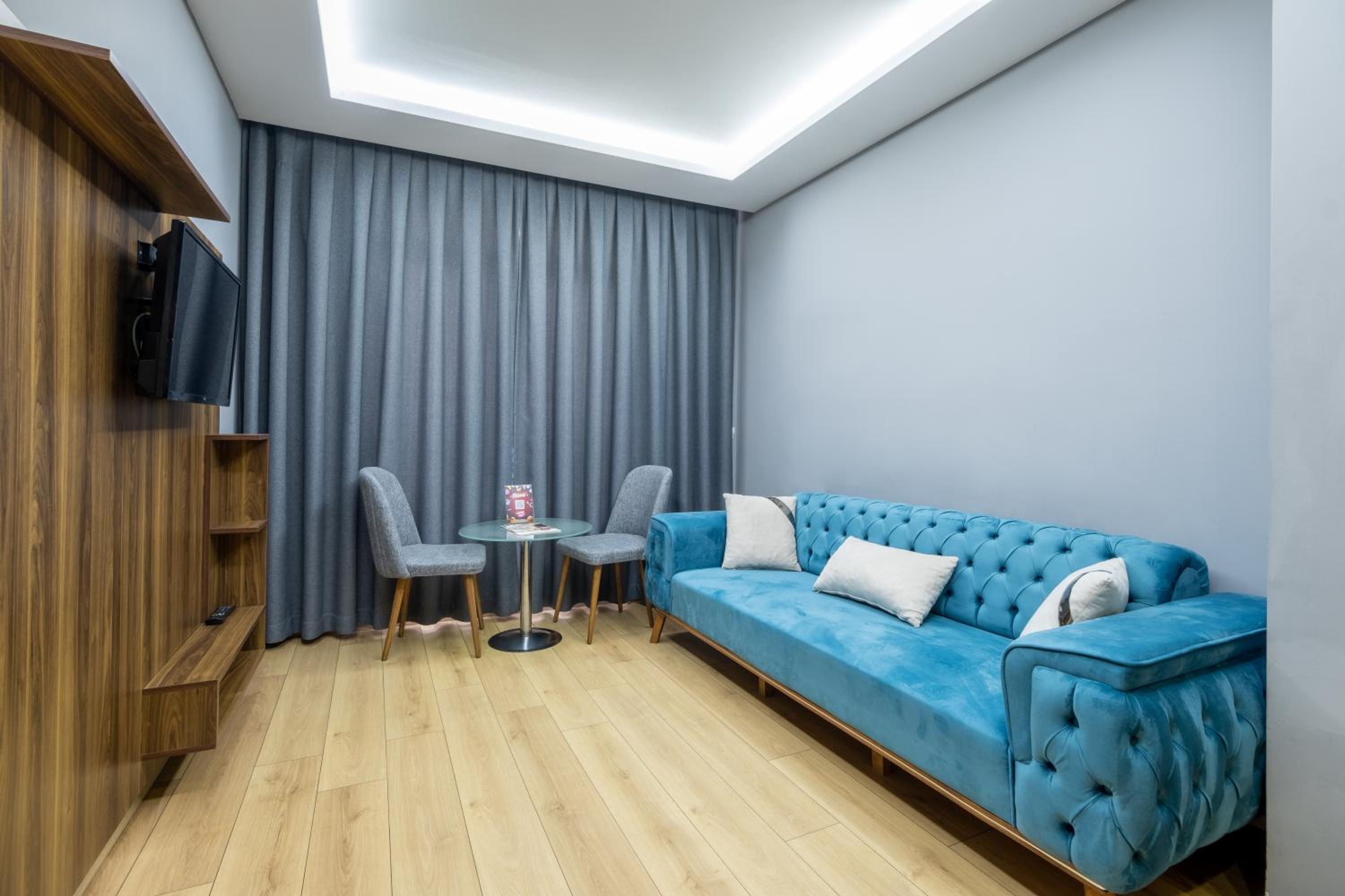 Suite with City View photo 1