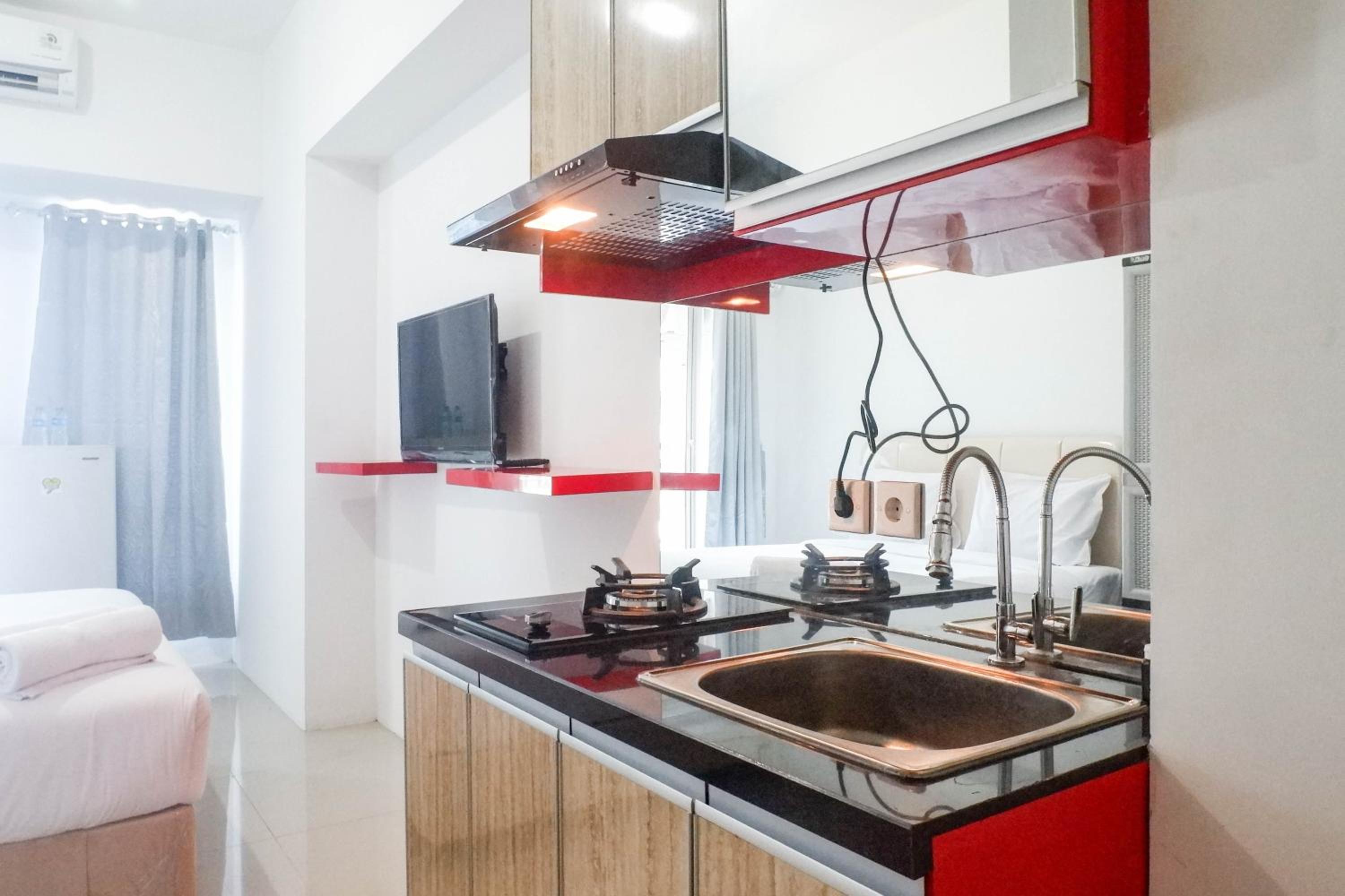 Studio Apartment photo 2
