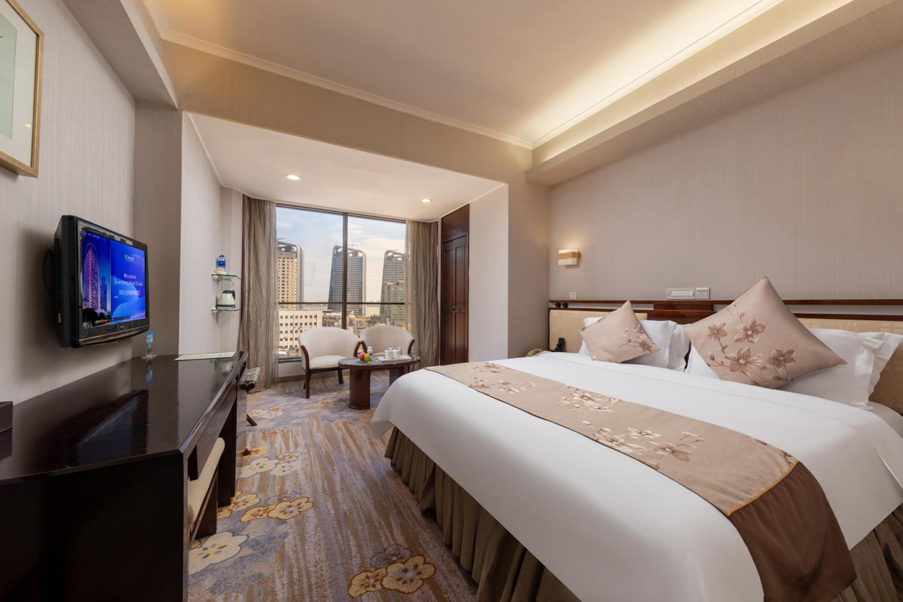 Leisurely Journey · Light Enjoy King Room (Panoramic Floor-to-Ceiling Windows)
