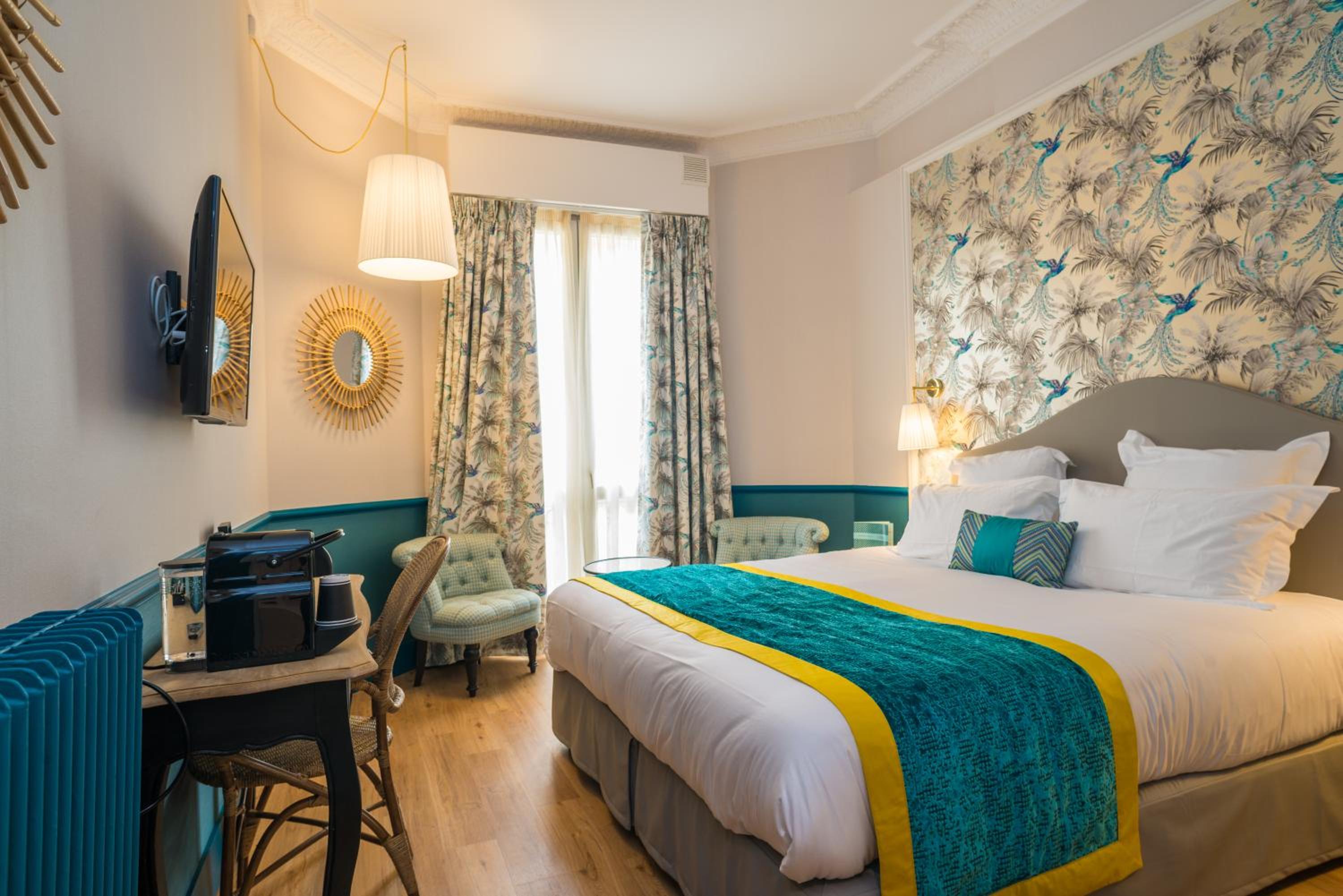 Superior Double or Twin Room - Photo 8