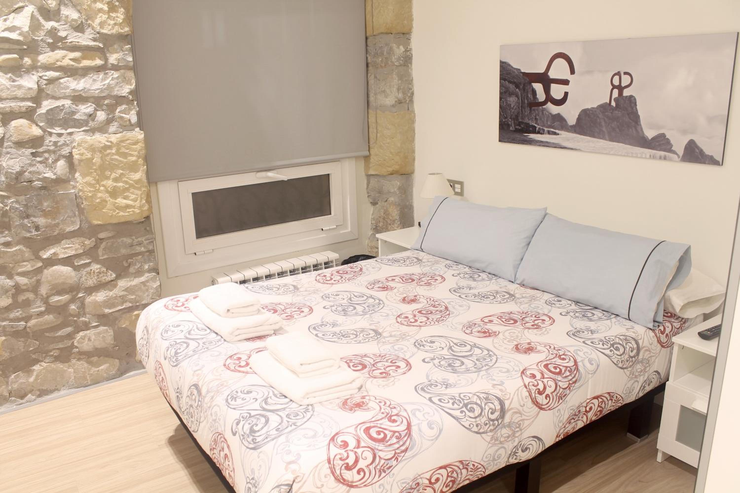 Habitación Doble con Baño Privado