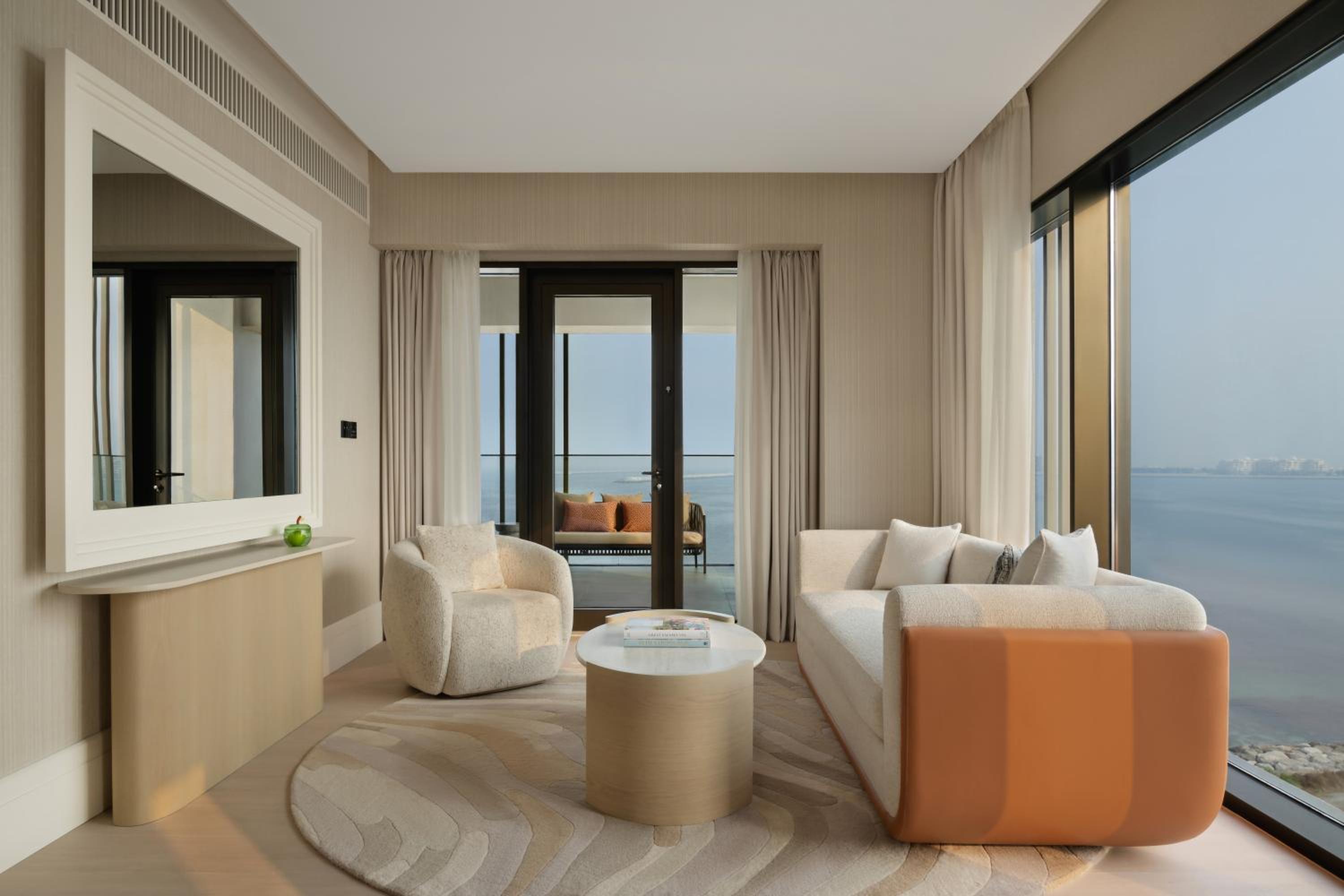 Breaking Waves Suite with Terrace