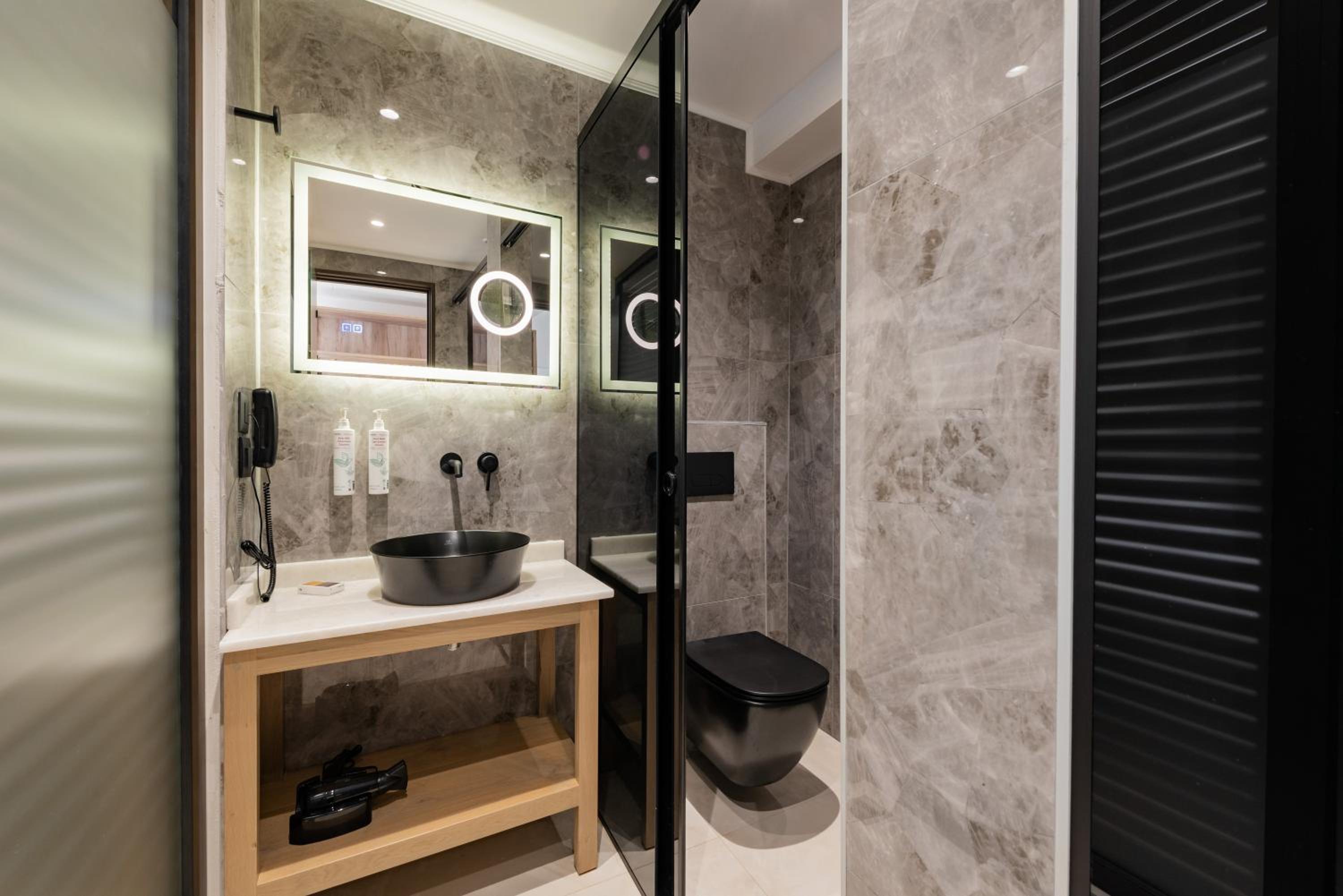 Junior Suite - Photo 17