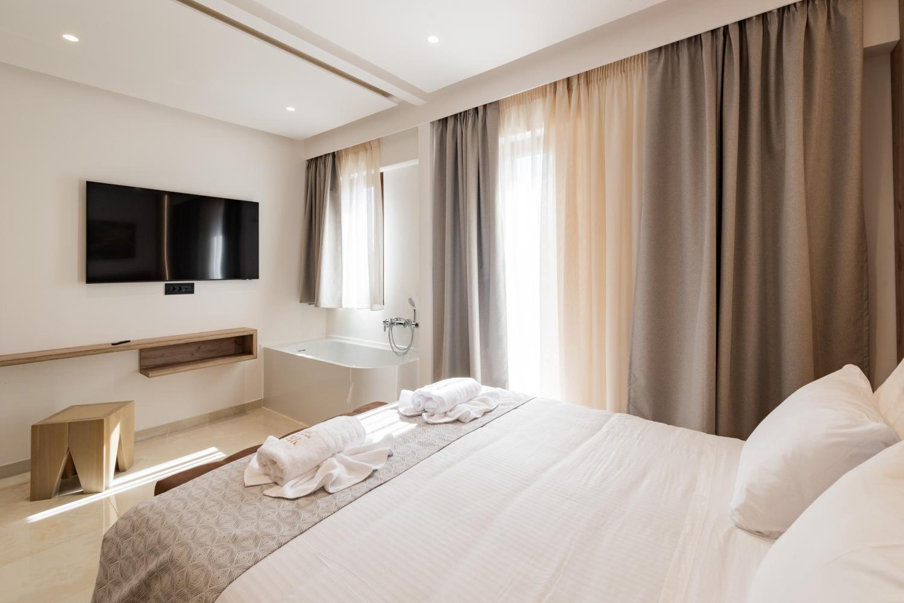 Junior Suite - Photo 13