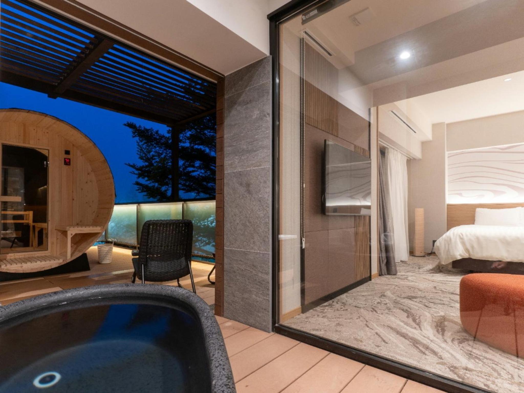 Triple Room With Private Bathroom photo 3