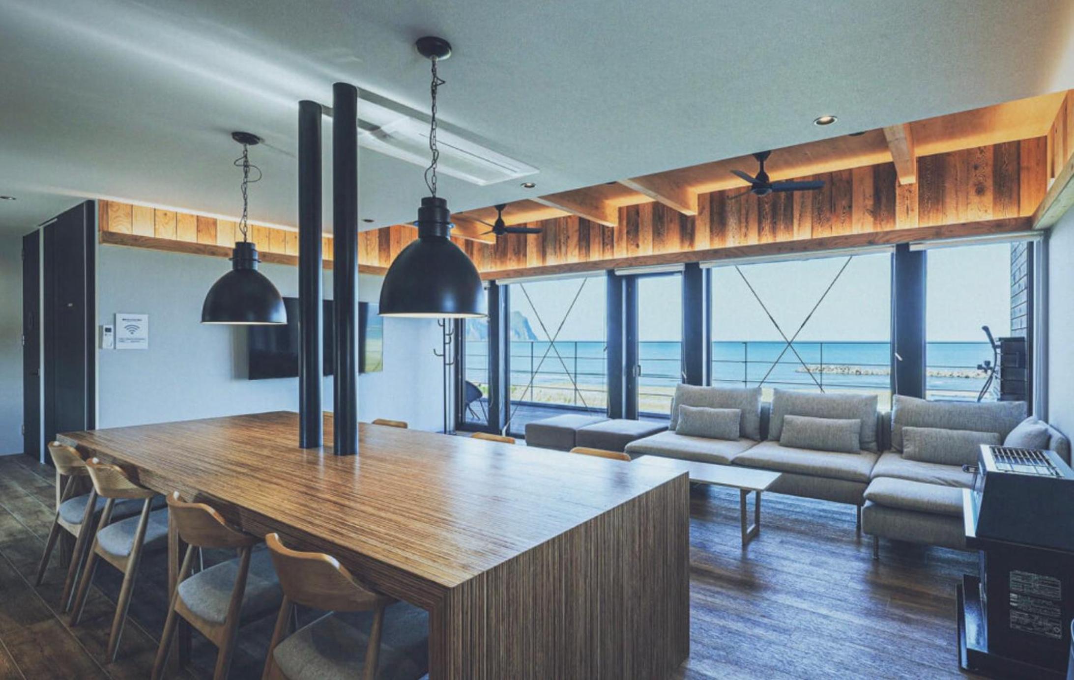 Villa - Beach Front photo 1