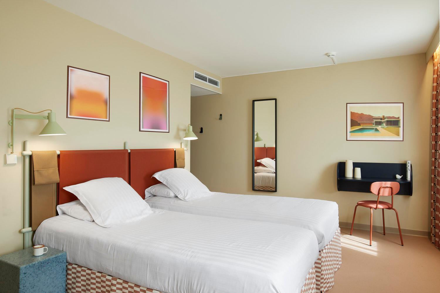 Prestige Twin Room - Photo 1