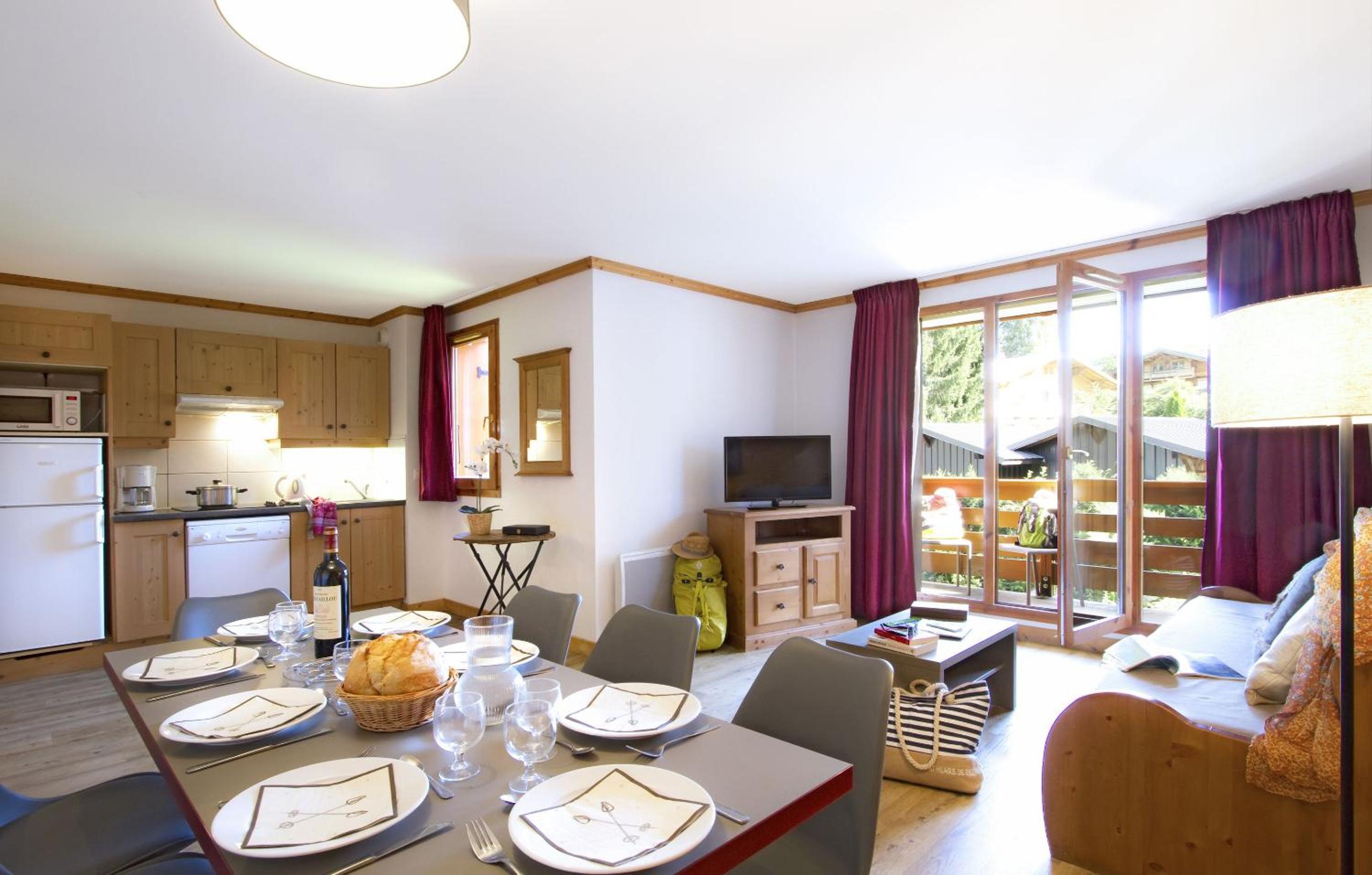 Two-Bedroom Apartment (6 Adults)