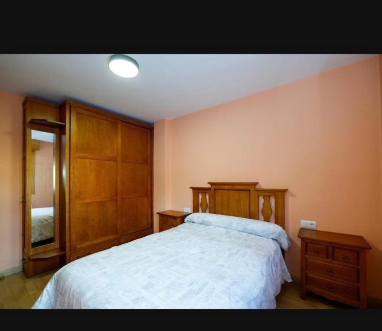 Apartamento de Cuatro Habitaciones