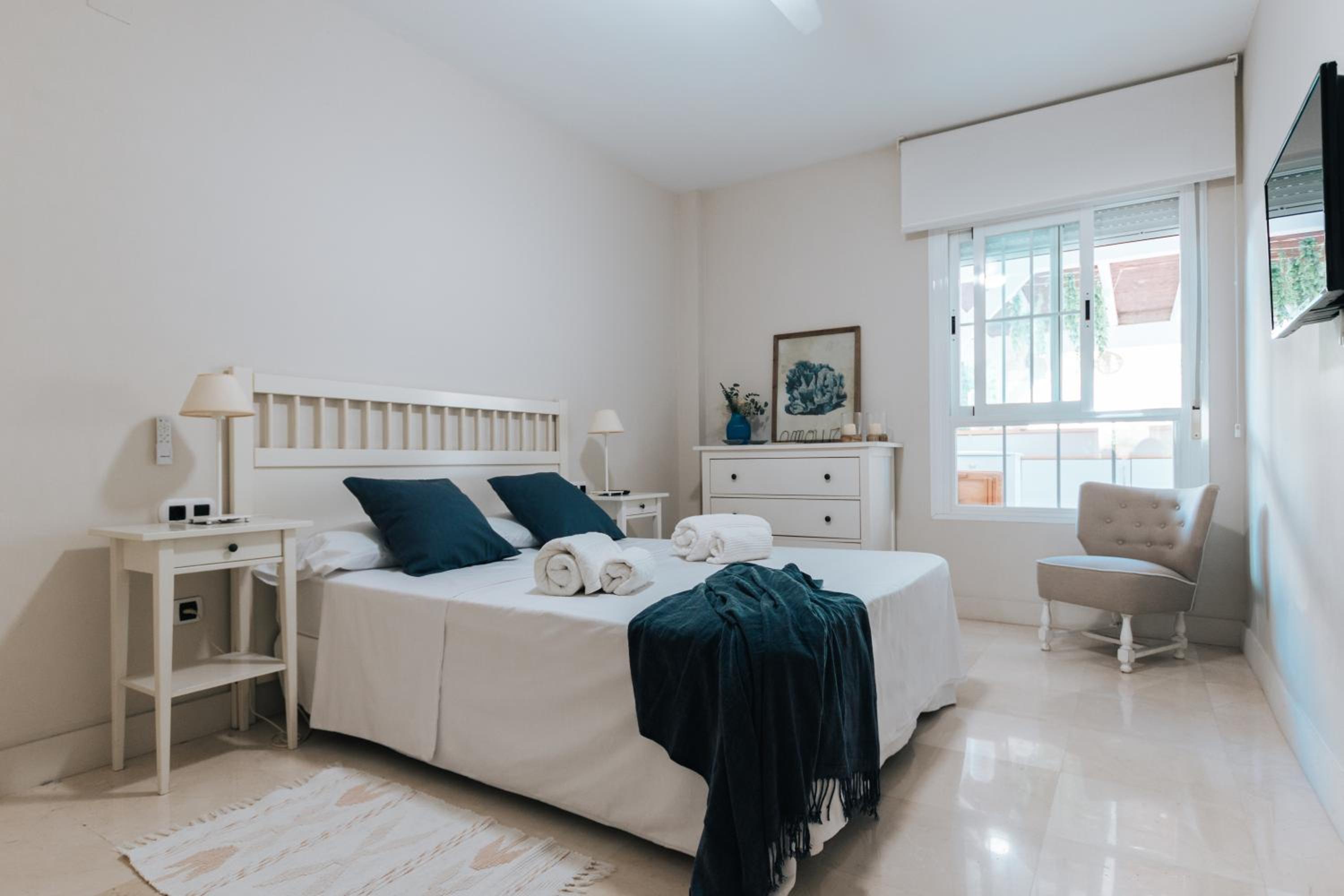 Apartamento de dos habitaciones con balcón y terraza