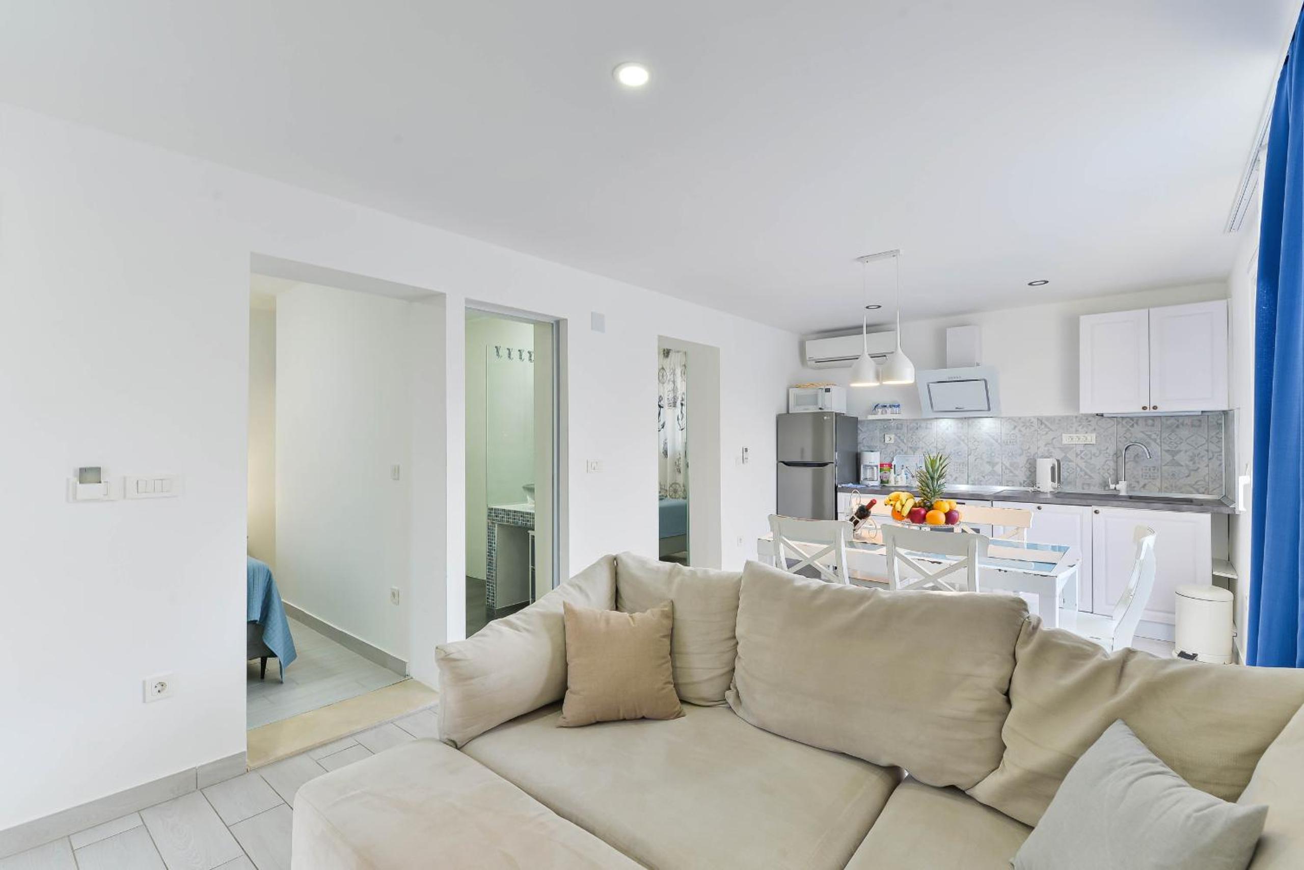Villa photo 1