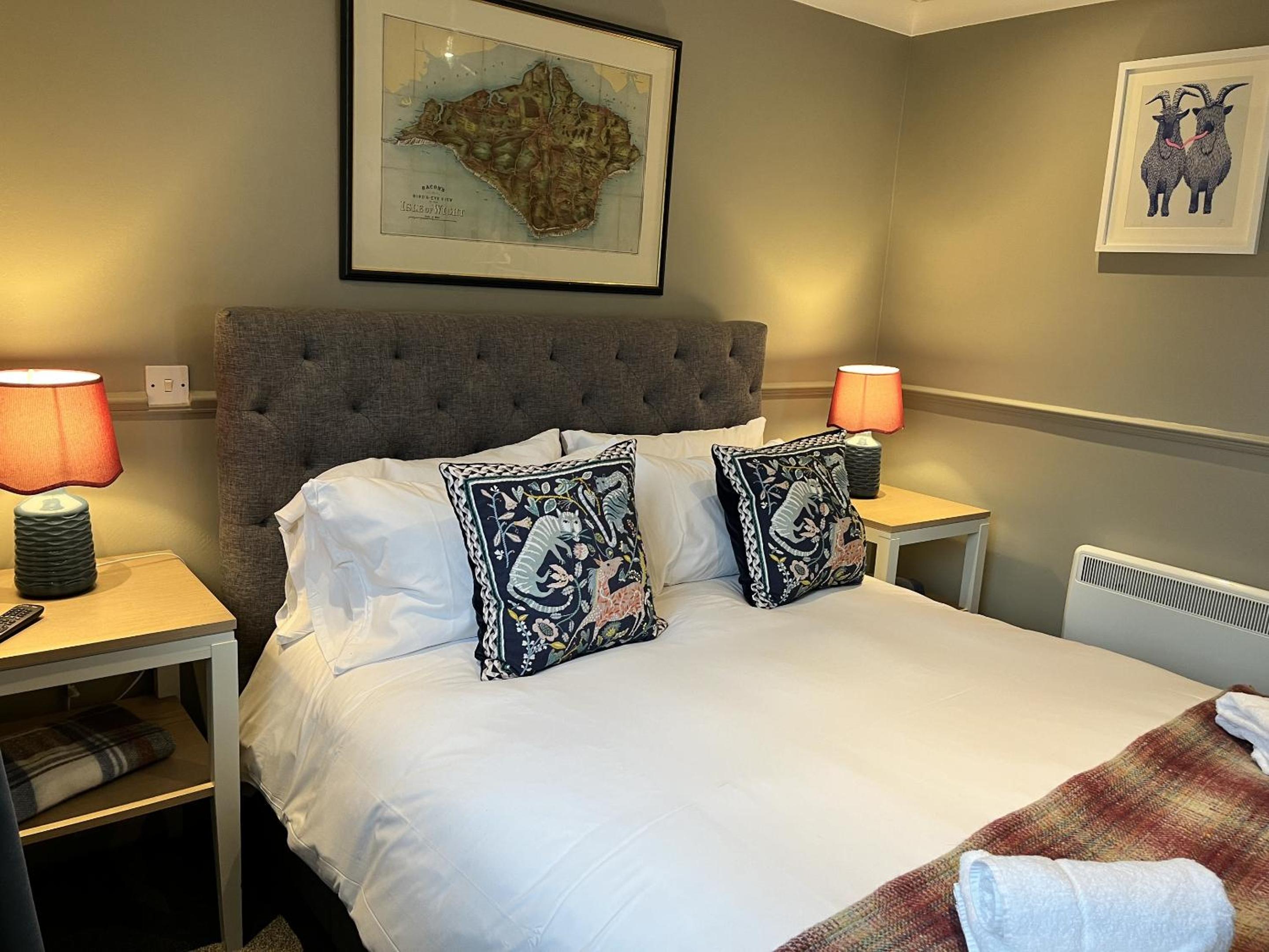 Double Room with Private Bathroom - Photo 5