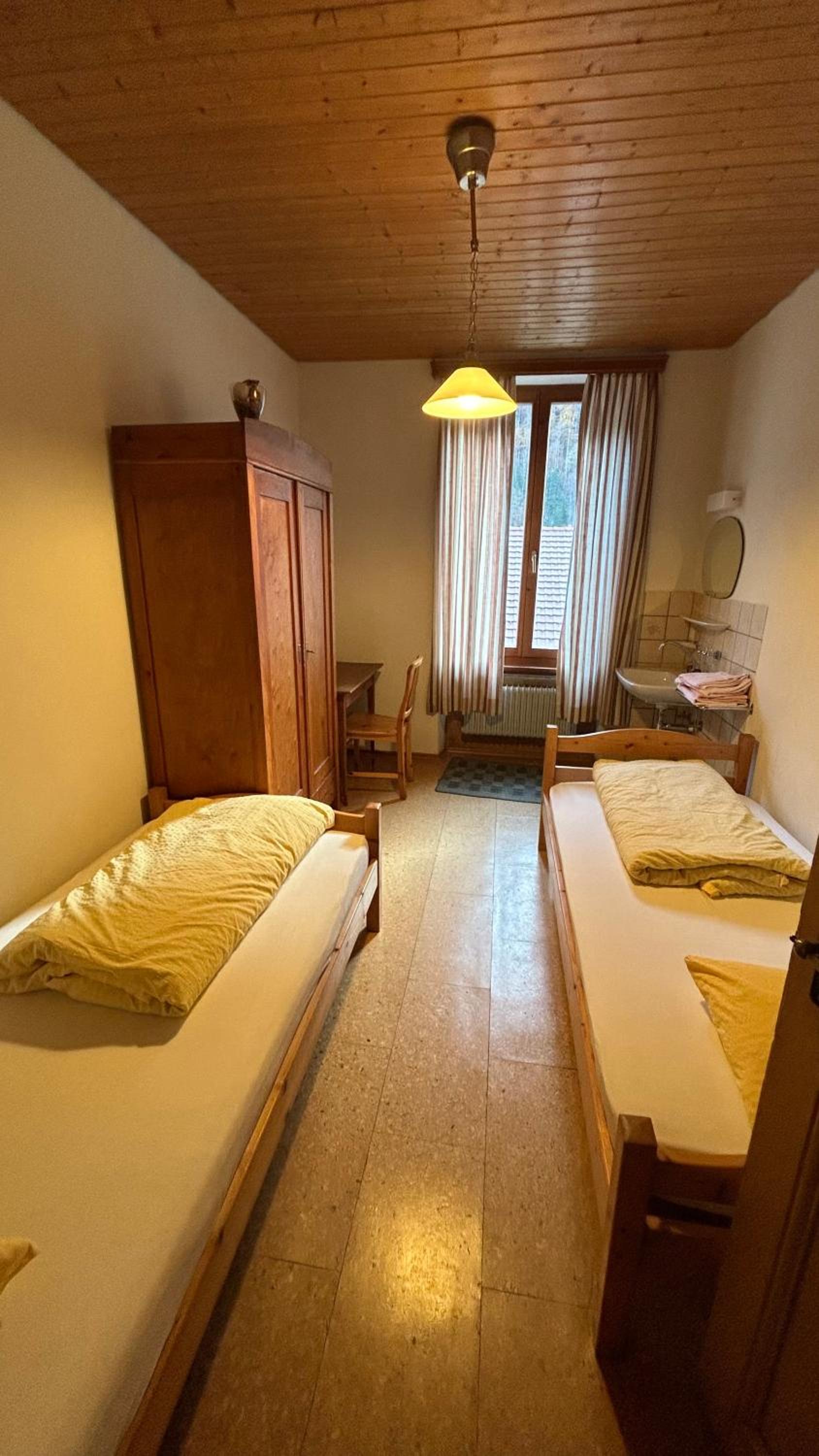 Economy Double Room photo 1