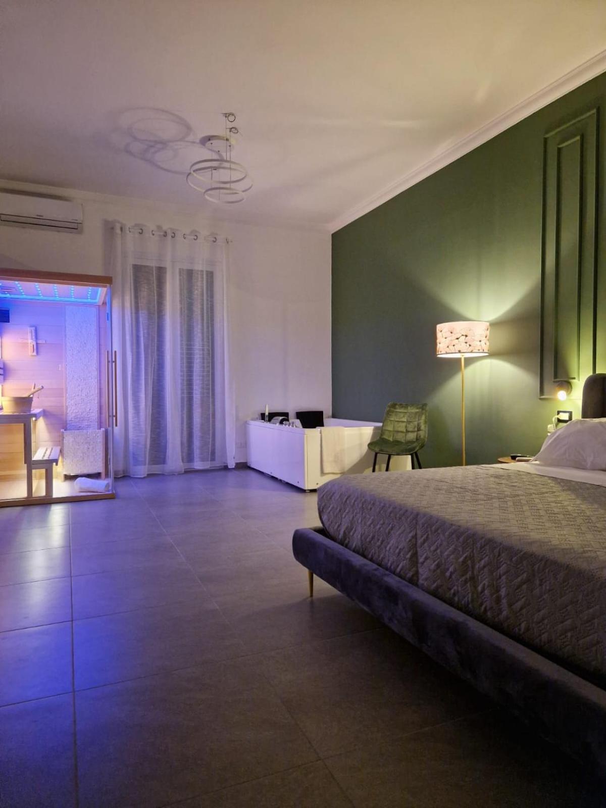 Double Room with Spa Bath