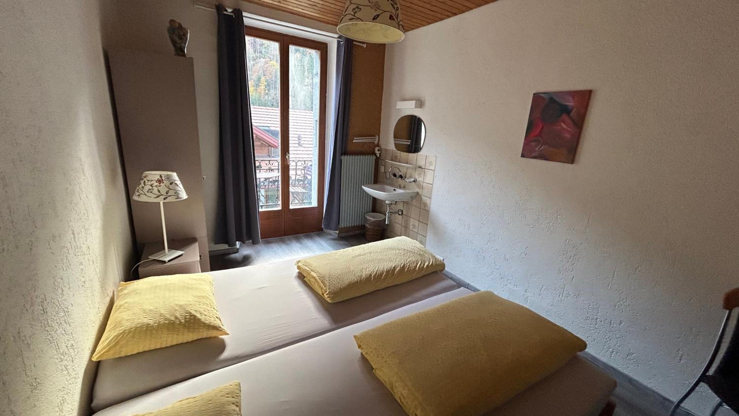 Budget Double Room photo 2