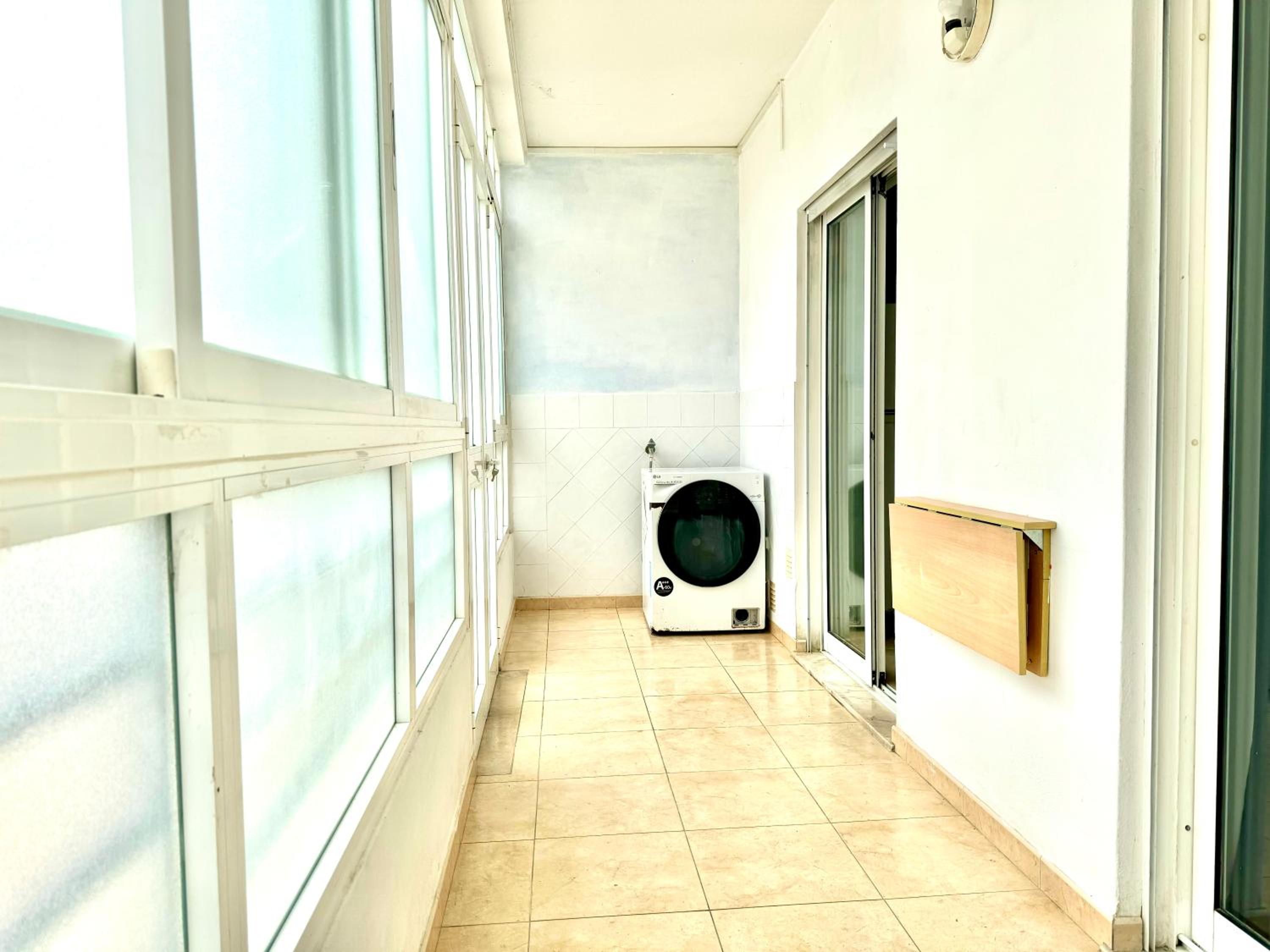 Two-Bedroom Deluxe Apartment with Balcony photo 3