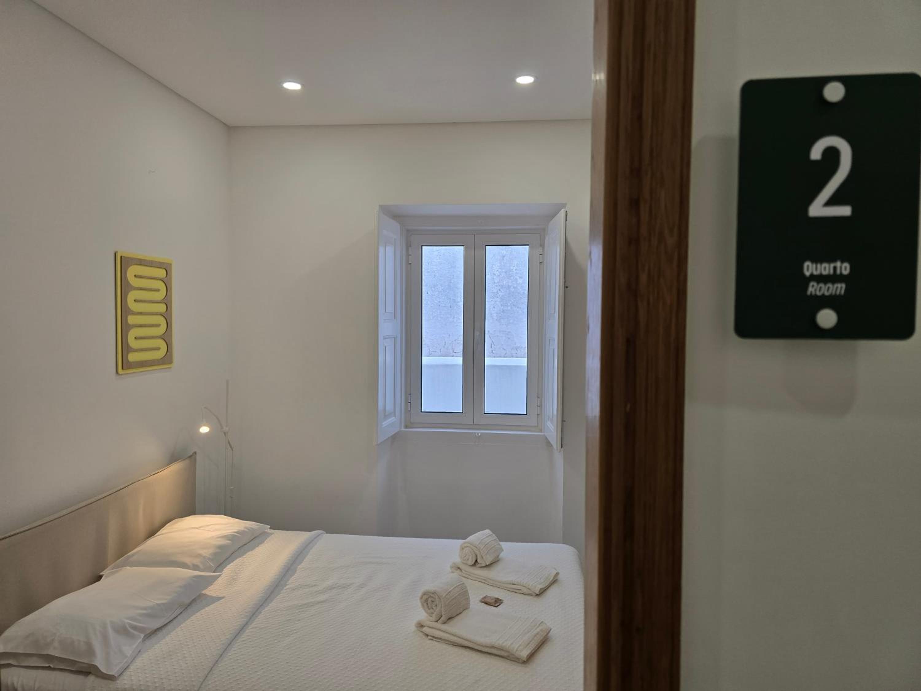 Queen Room With Shared Bathroom photo 1