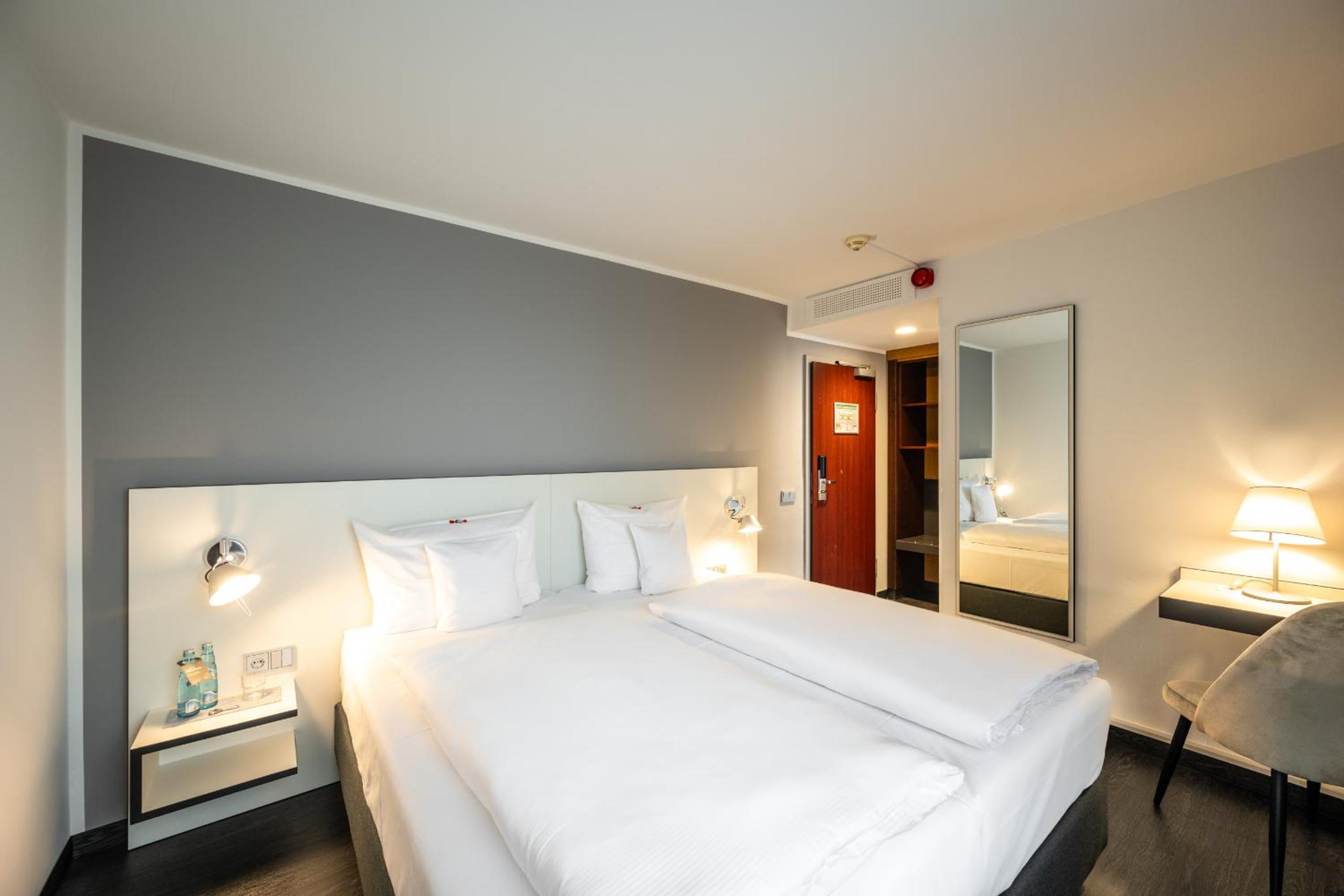 Double Room - Photo 1