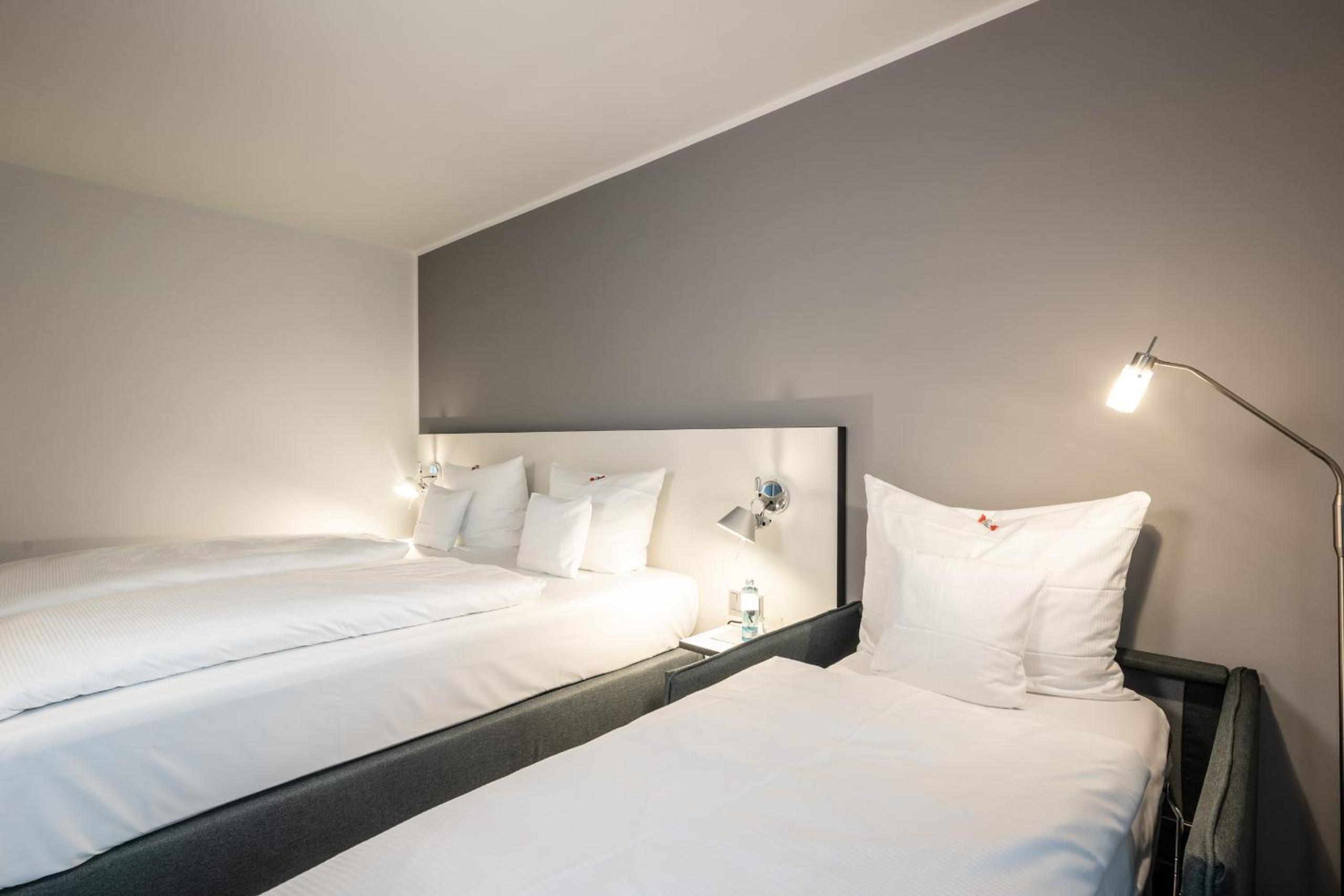 Triple Room - Photo 9