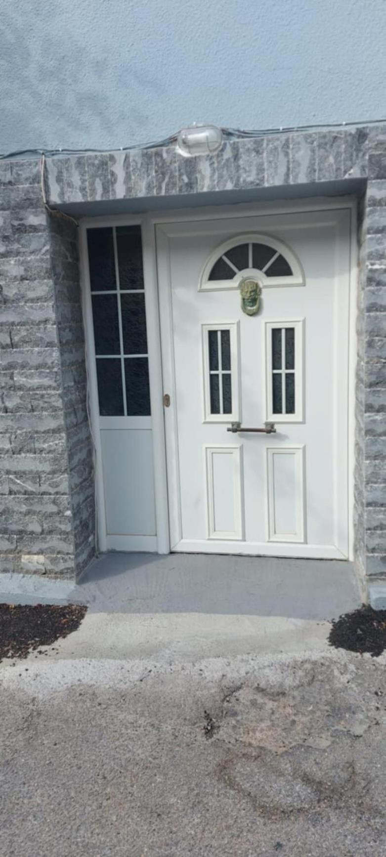 Three-Bedroom House - Photo 19