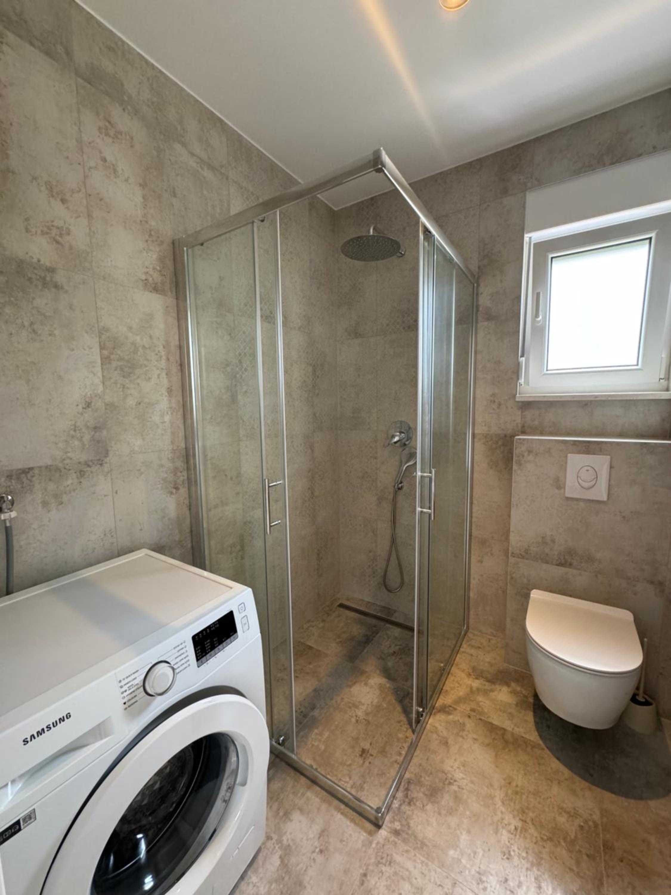 Three-Bedroom Apartment with Sea View photo 2