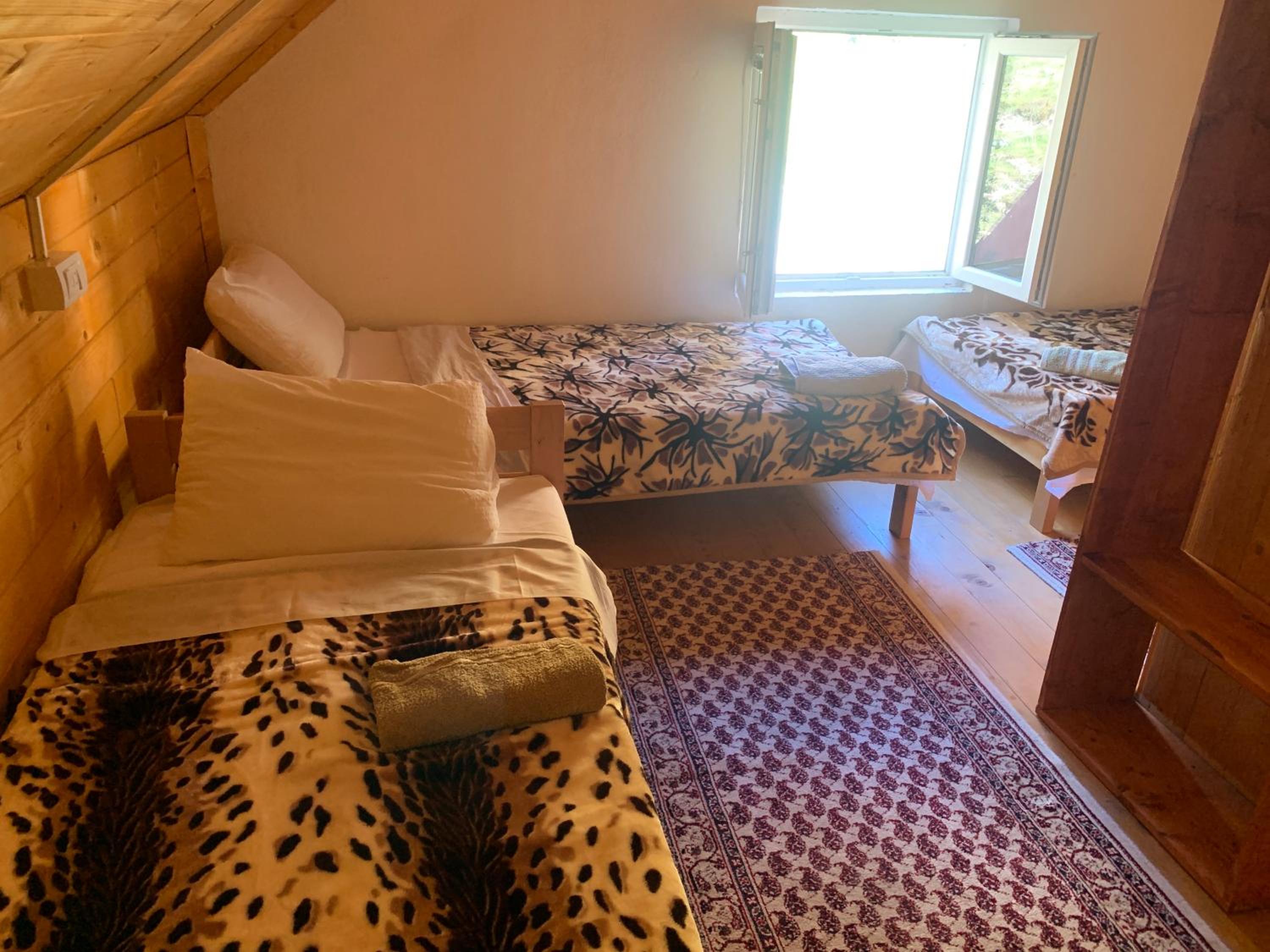 Quadruple Room with Bathroom photo 1
