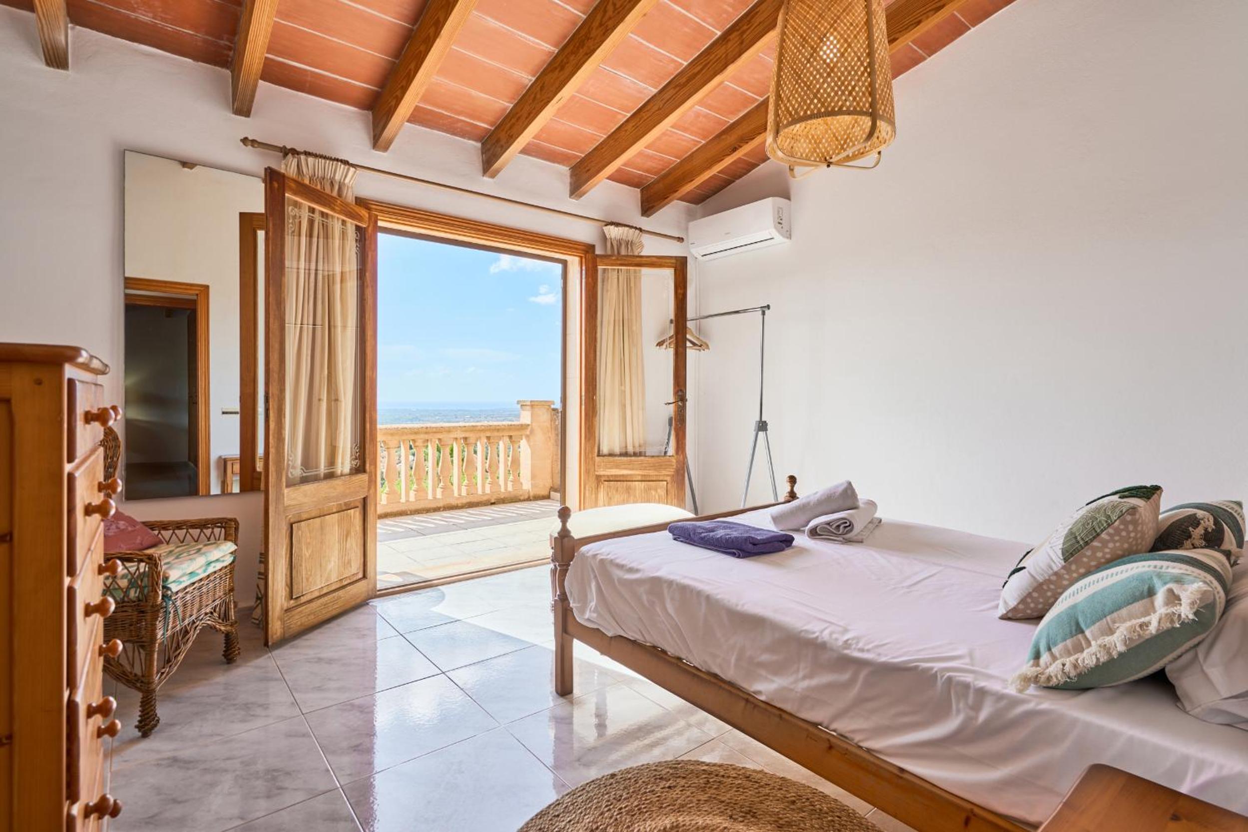 Casa de cuatro habitaciones