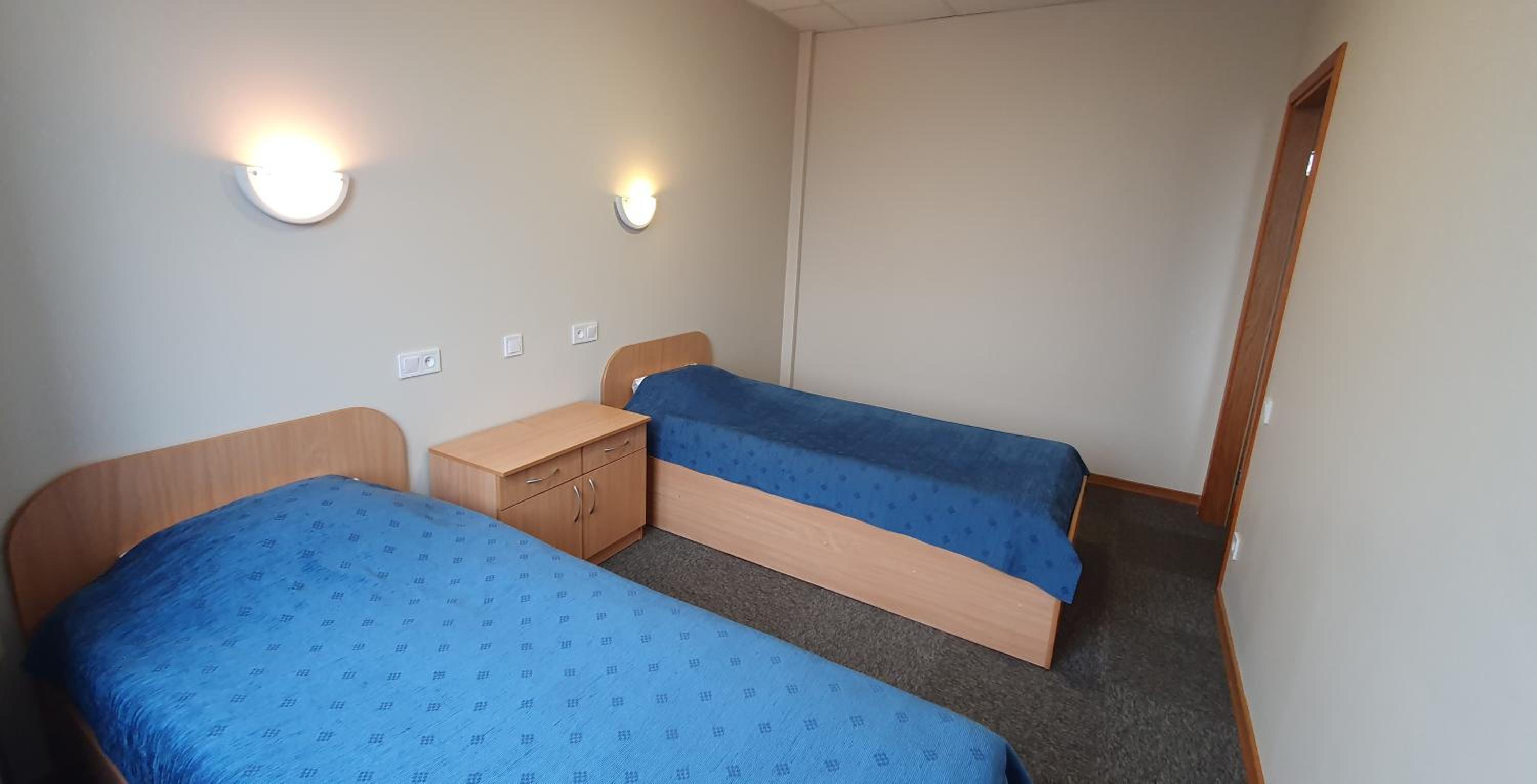 Comfort Family Room - Photo 4