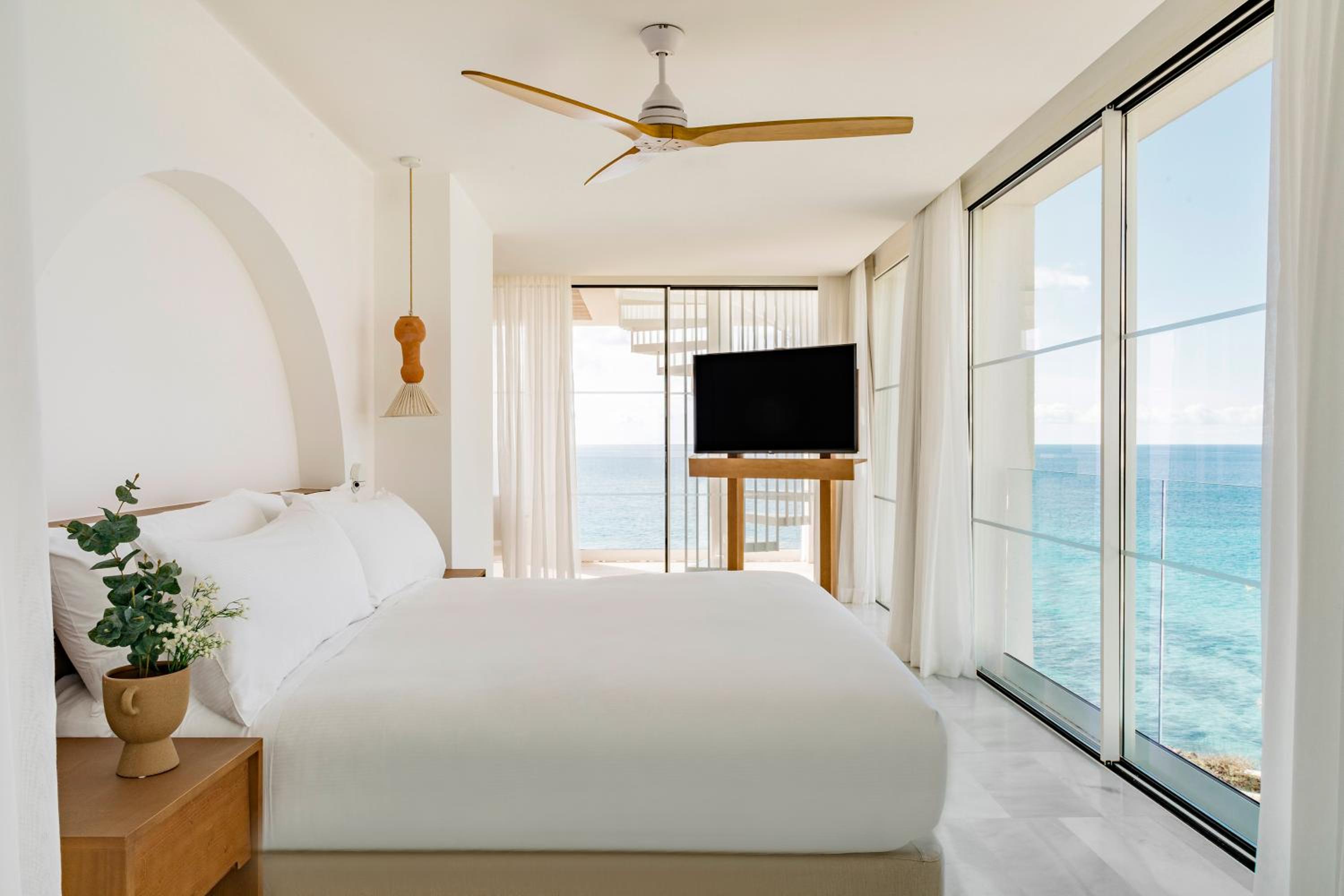 Penthouse Sea View with Private Roof photo 2
