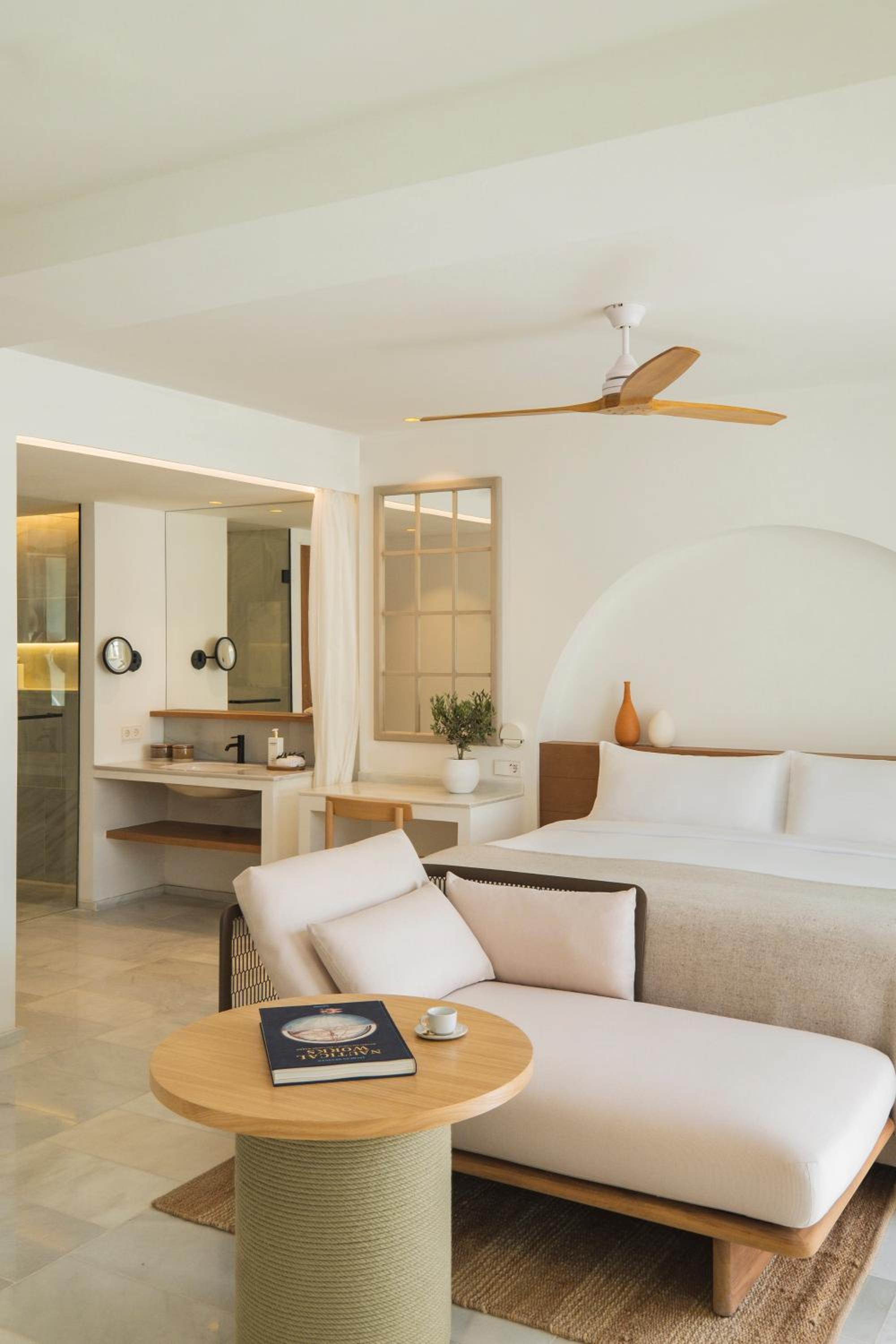 Premium Room with Terrace - Photo 4