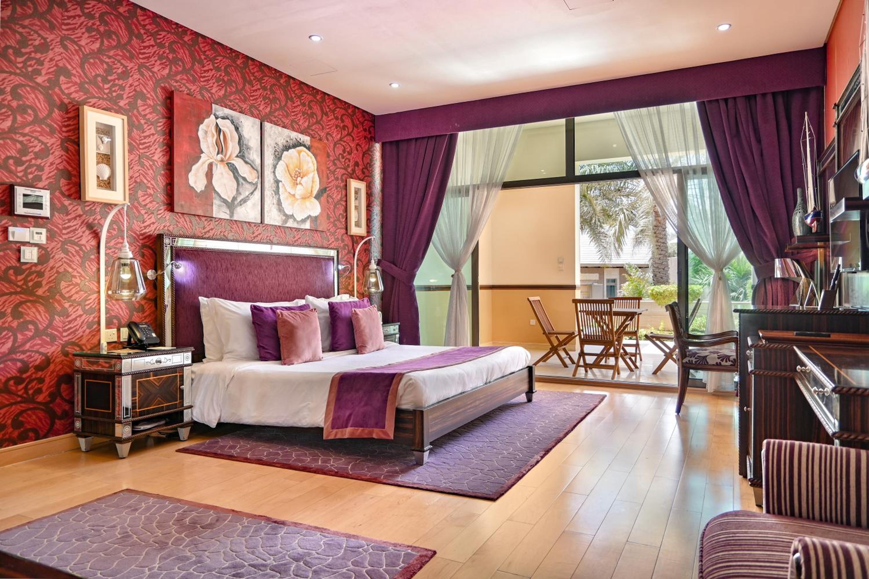 Luxury Garden Room photo 3