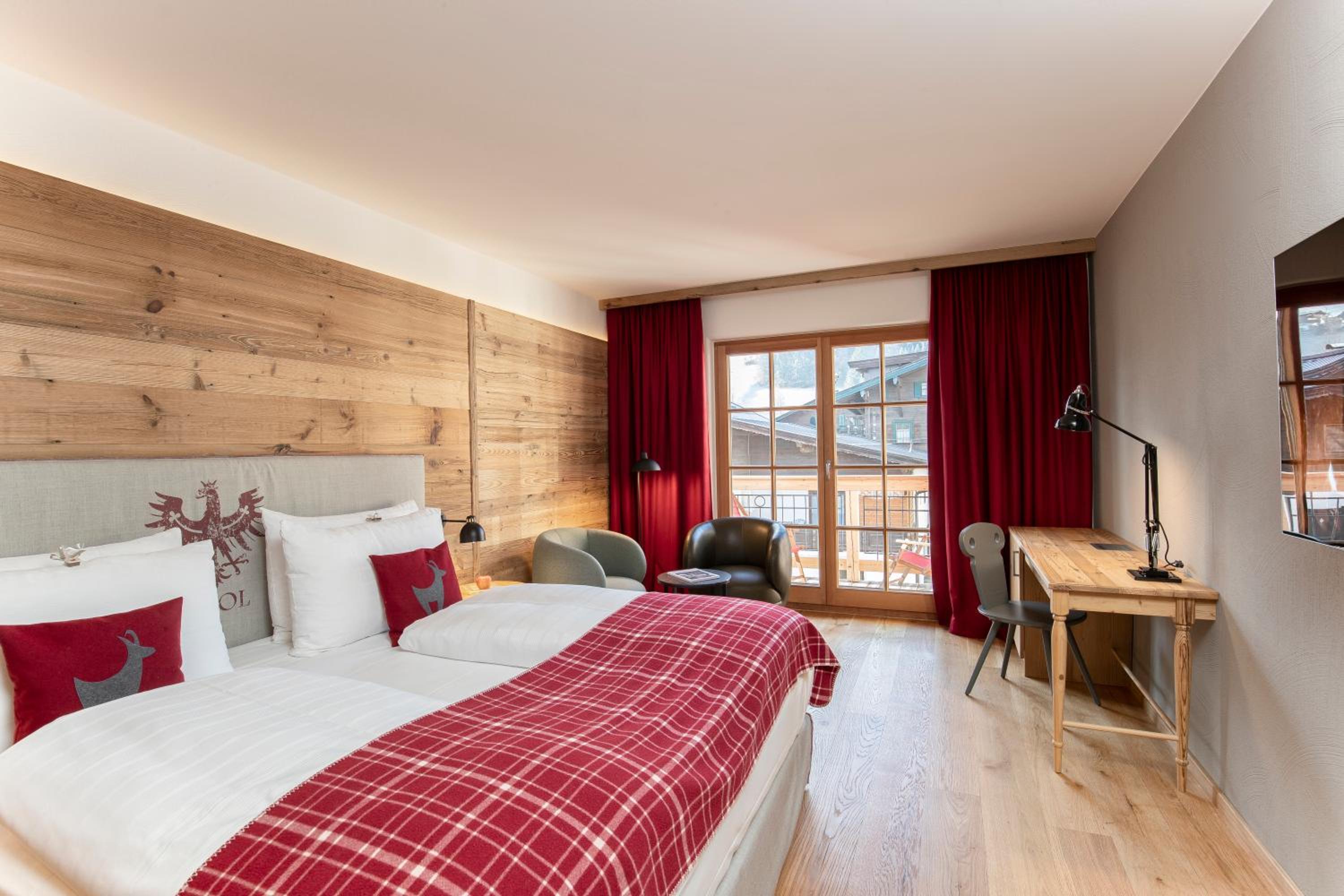 Superior Double Room - Photo 1