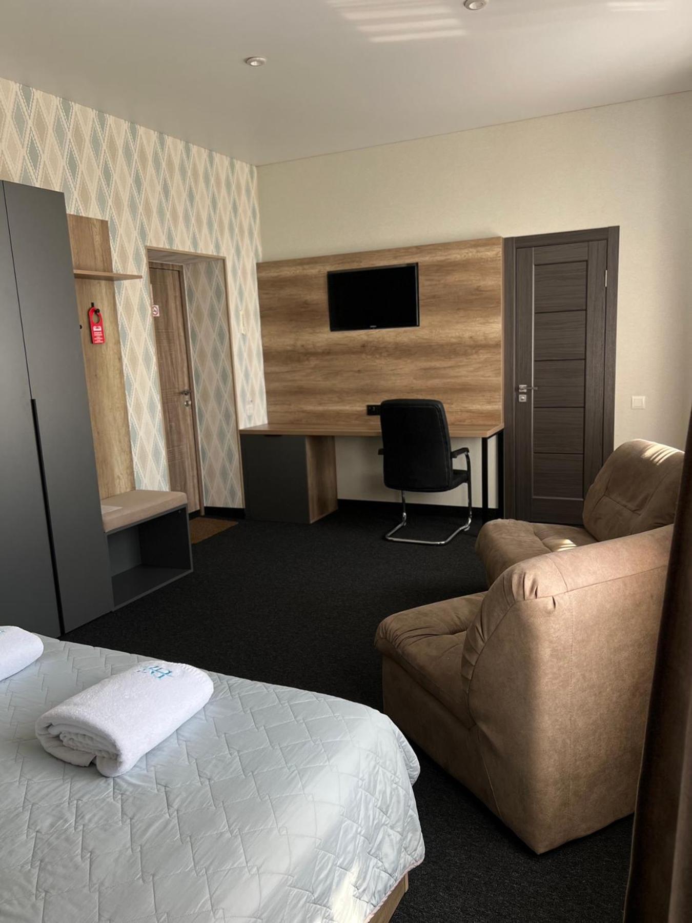 One-Bedroom Suite photo 3