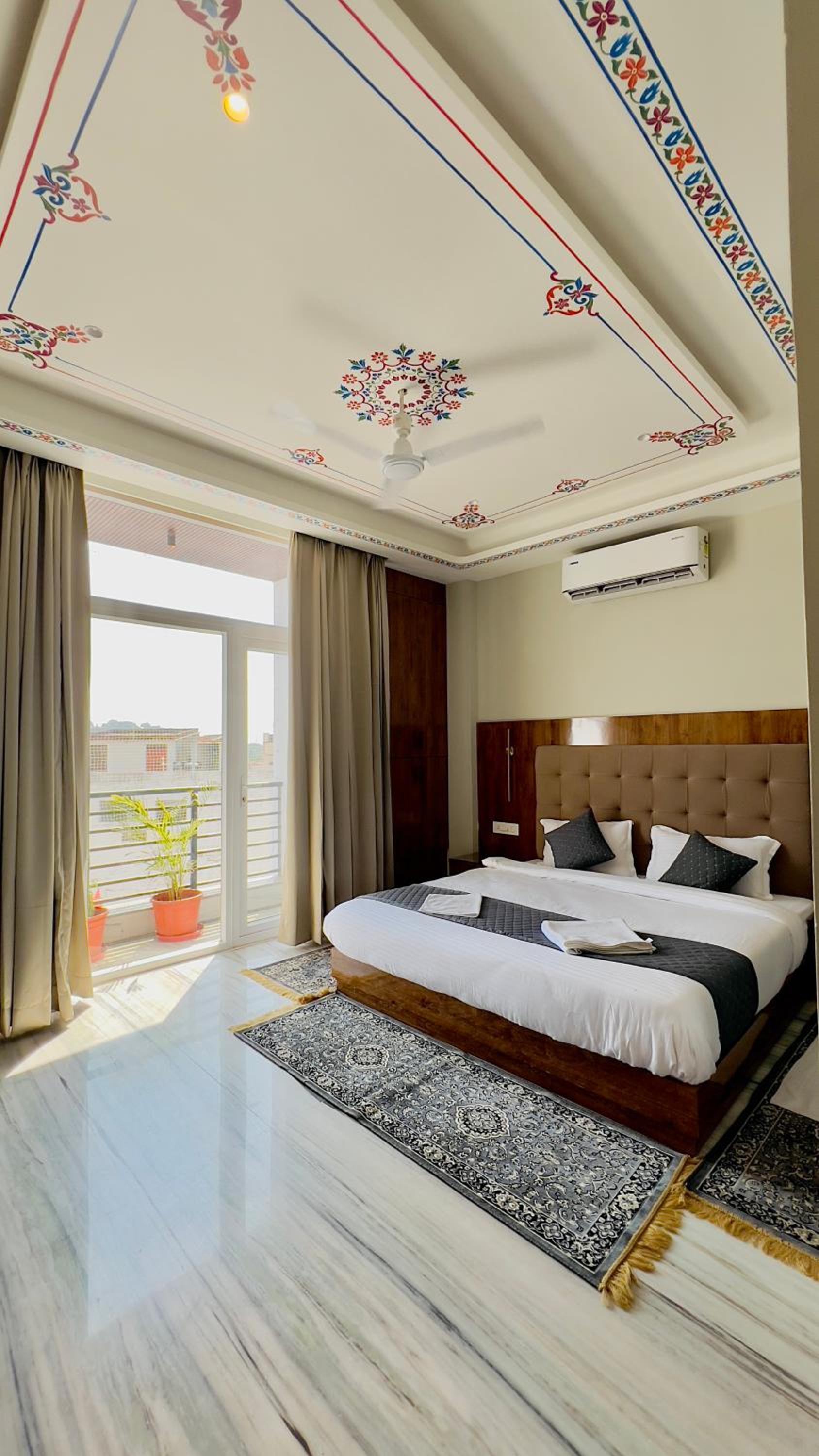 Deluxe Double Room With Castle View