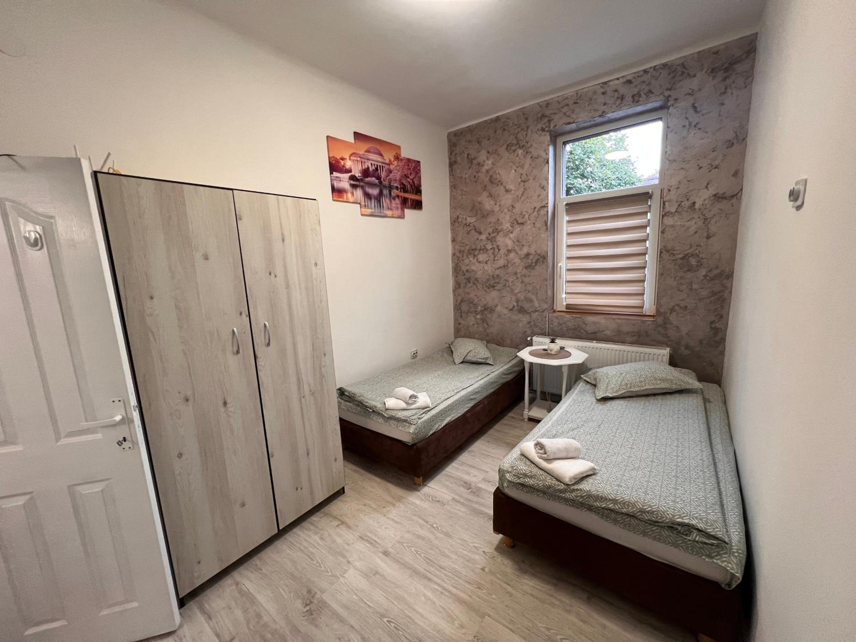 Twin Room with Private Bathroom