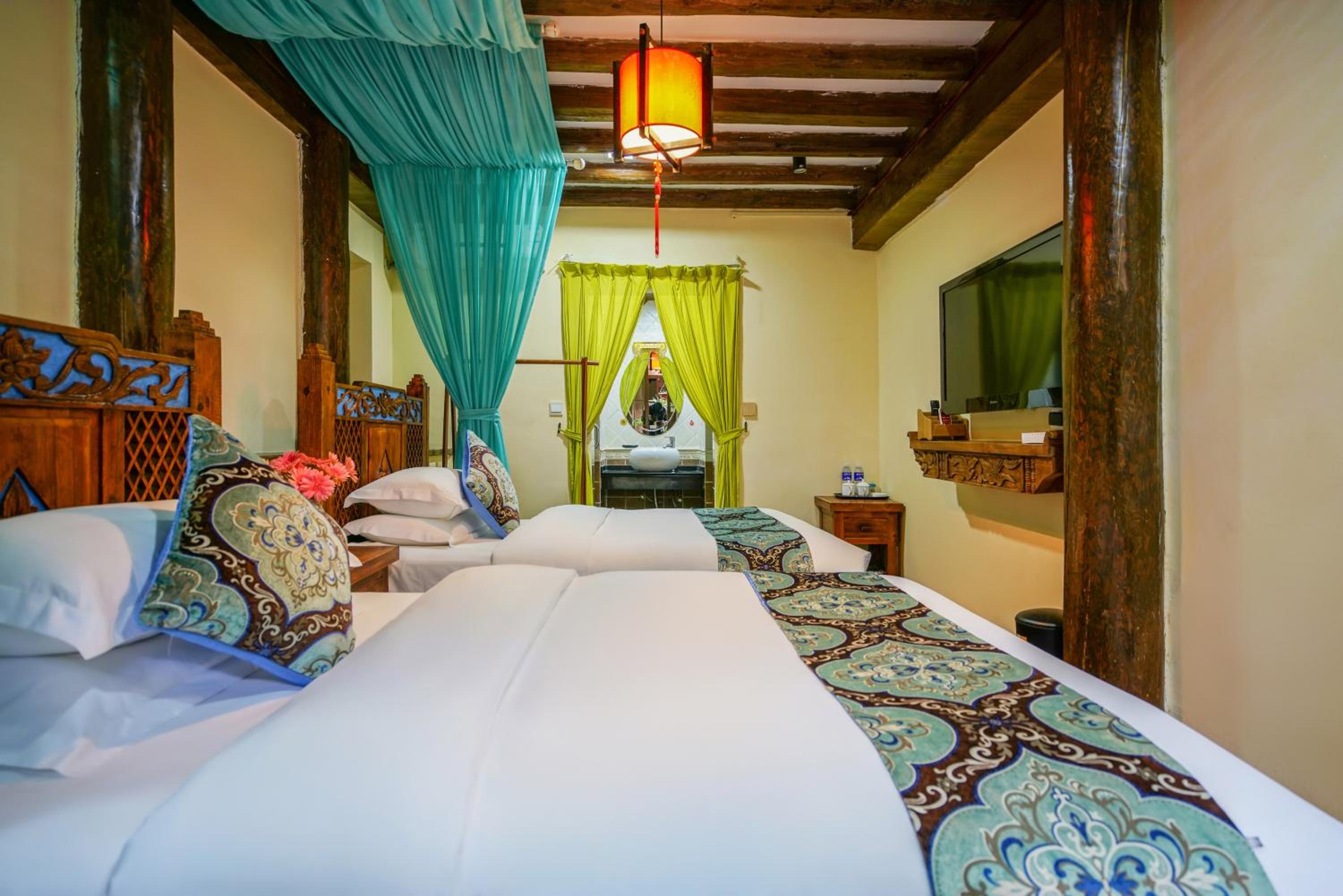 Twin Room With Private Bathroom