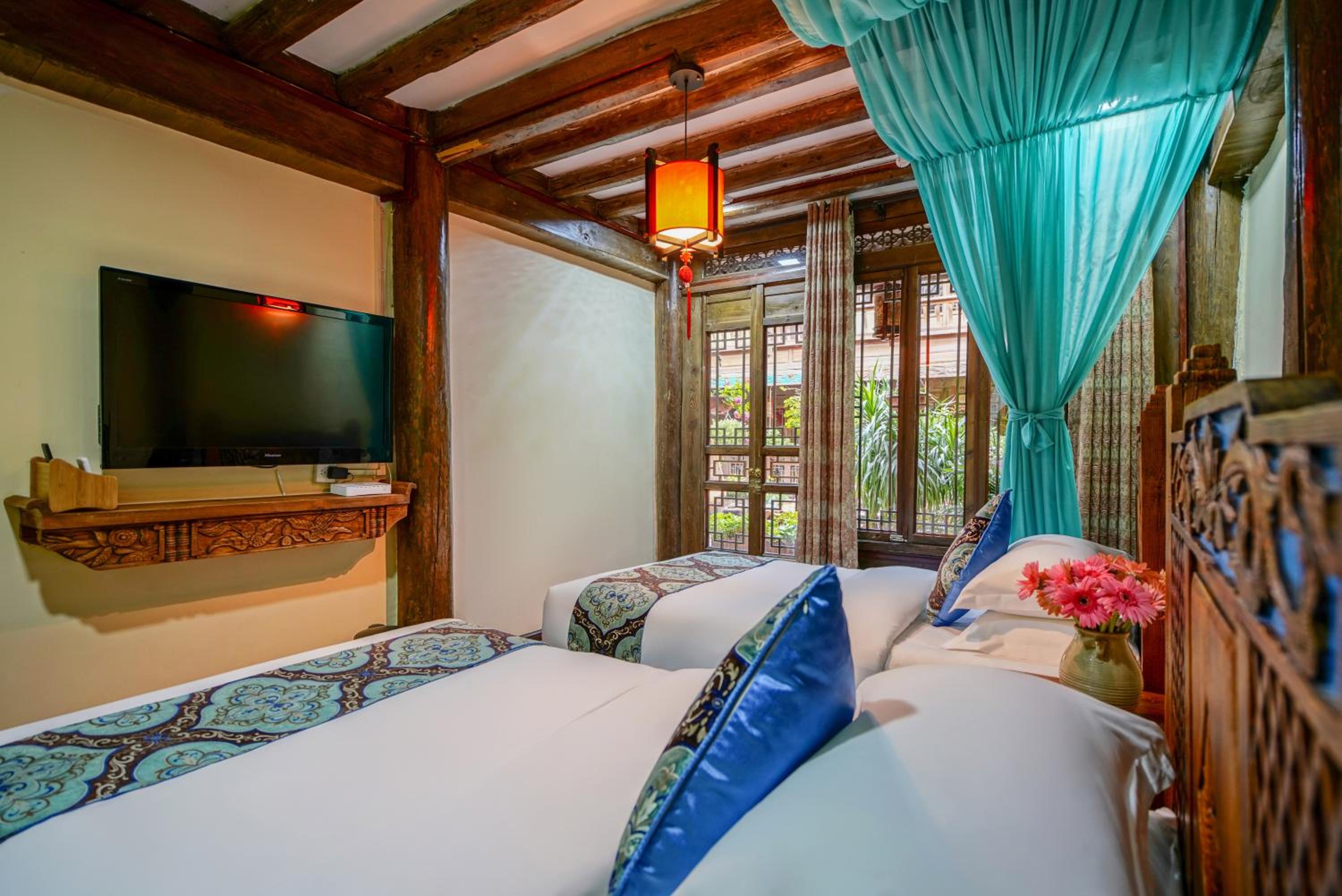 Twin Room With Private Bathroom photo 3