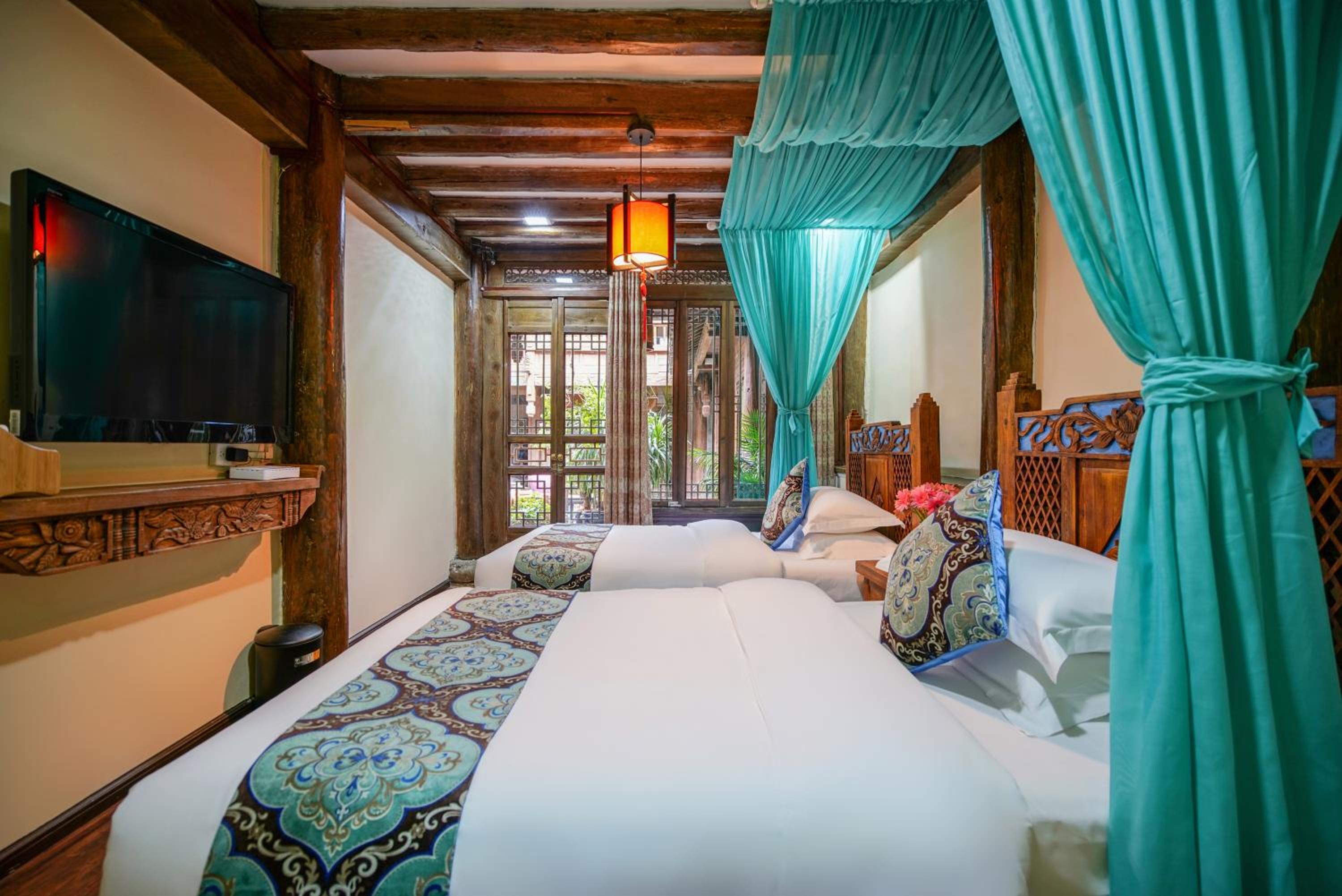 Twin Room With Private Bathroom photo 2