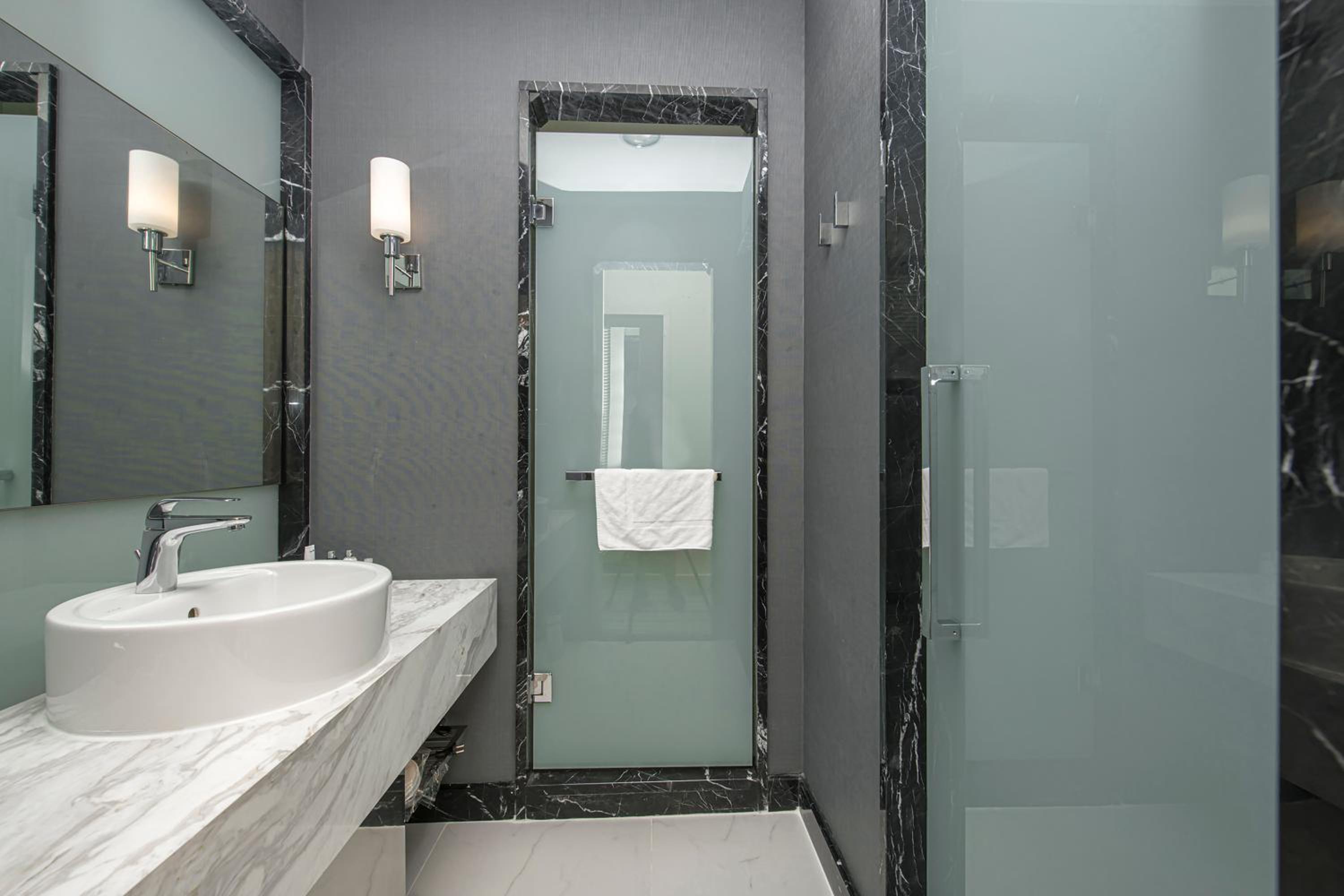 Standard Room photo 3