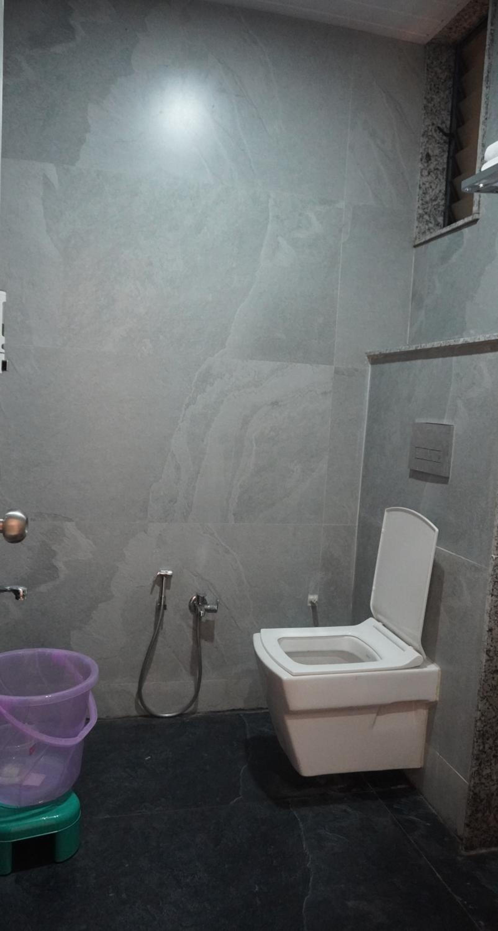 Budget Double Room - Photo 3