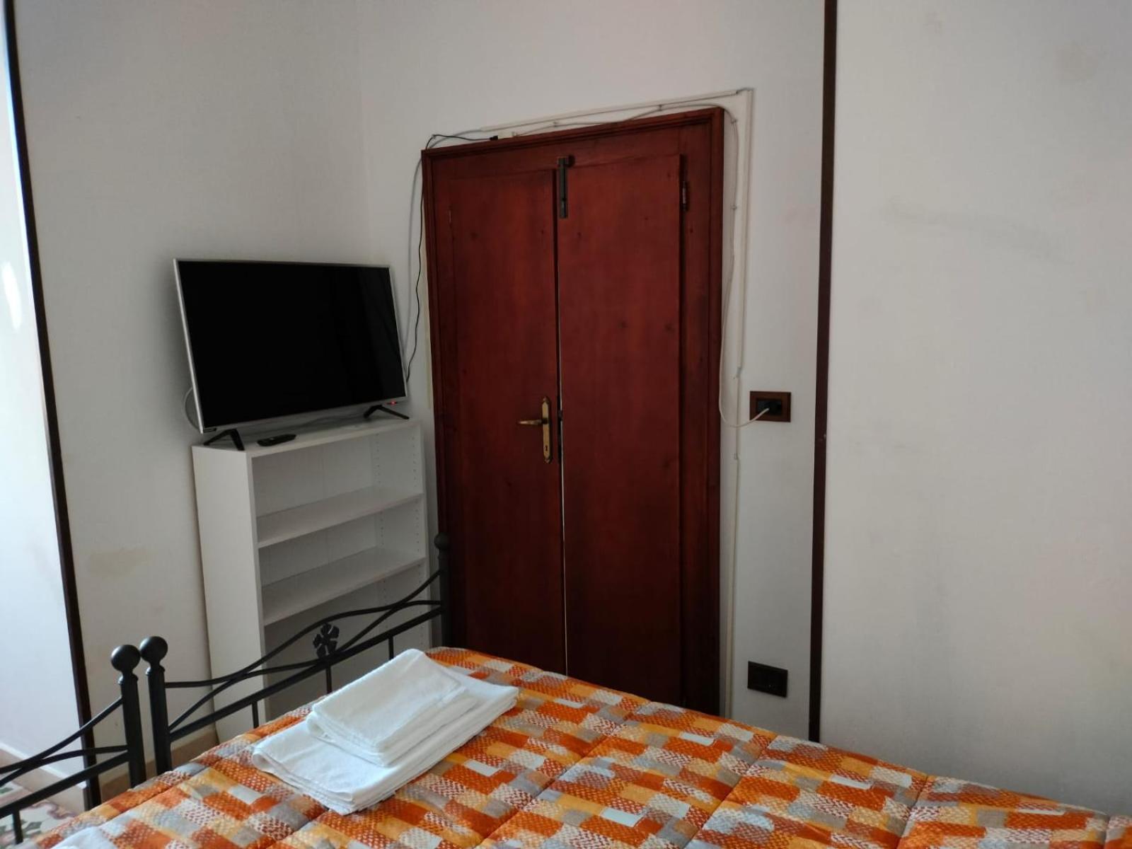 Double Room With Private Bathroom photo 2